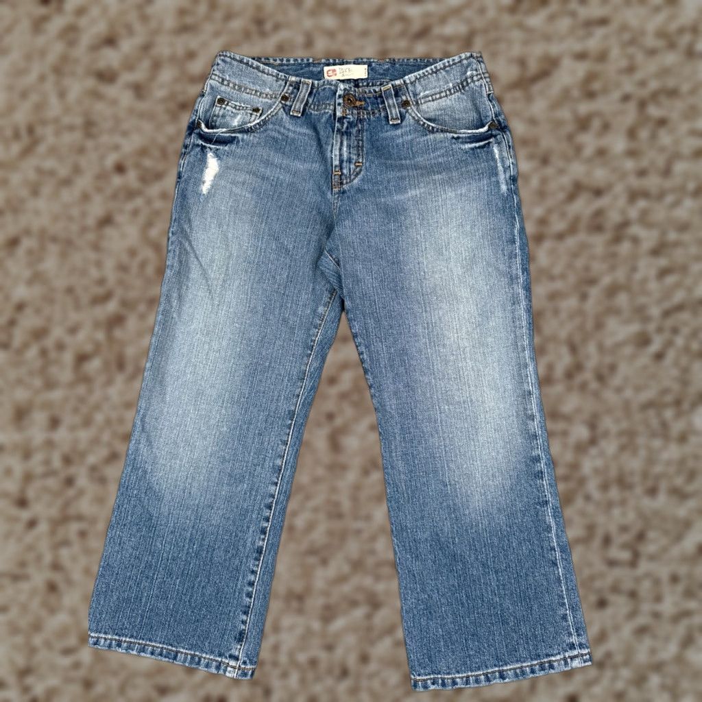 Vintage BKE Jeans Women Capri 27x22 Blue Denim Distressed Low Rise Buckle Model Lucky Brand Womens Jeans 27 Size 27" / US 4 / IT 40 - 1 Thumbnail