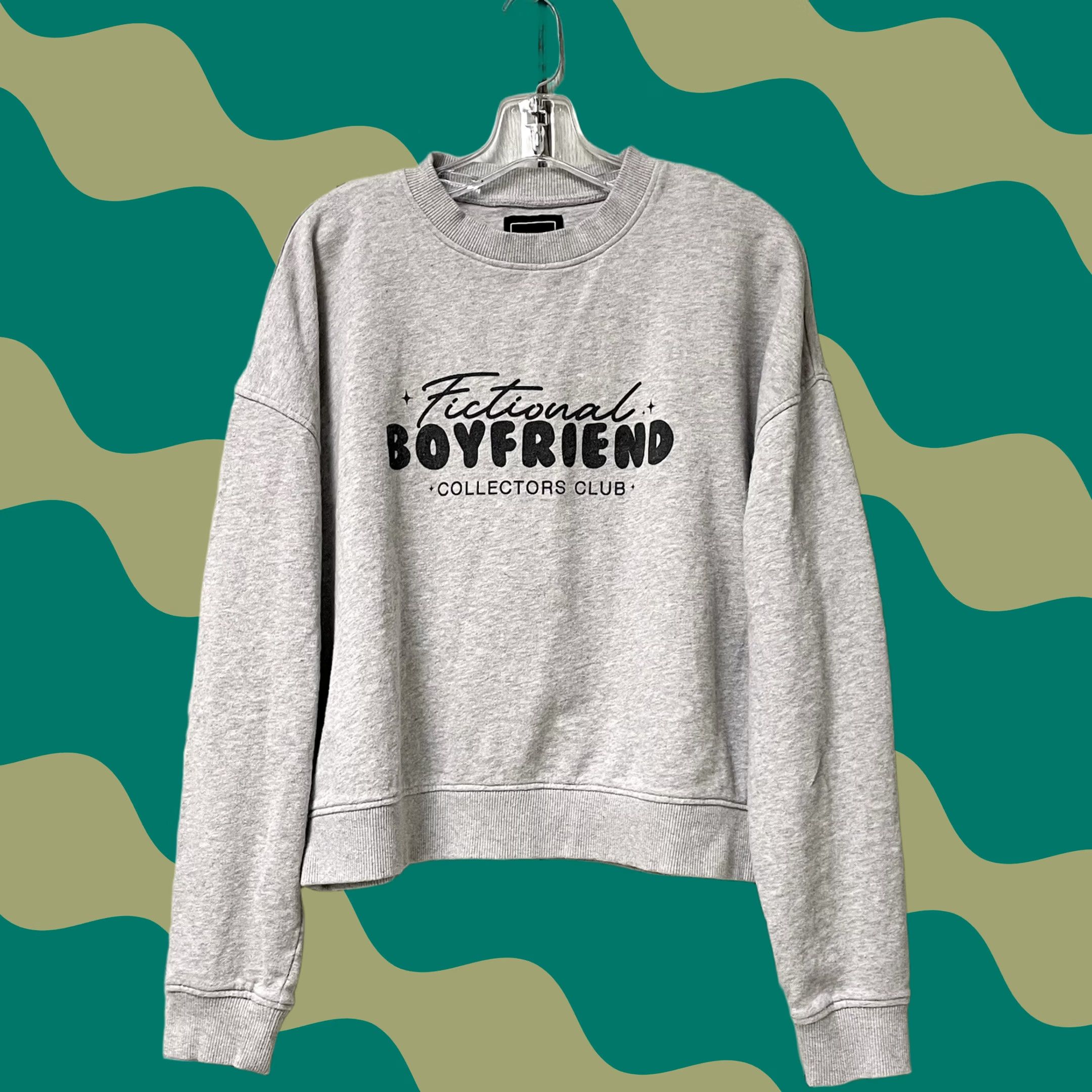 Vintage Lily & Lottie Chelsea Deboer By Lily & Lottie Women Light Gray Fictional Boyfriend Graphic Crewneck Sweatshirt M Size M / US 6-8 / IT 42-44 - 1 Thumbnail