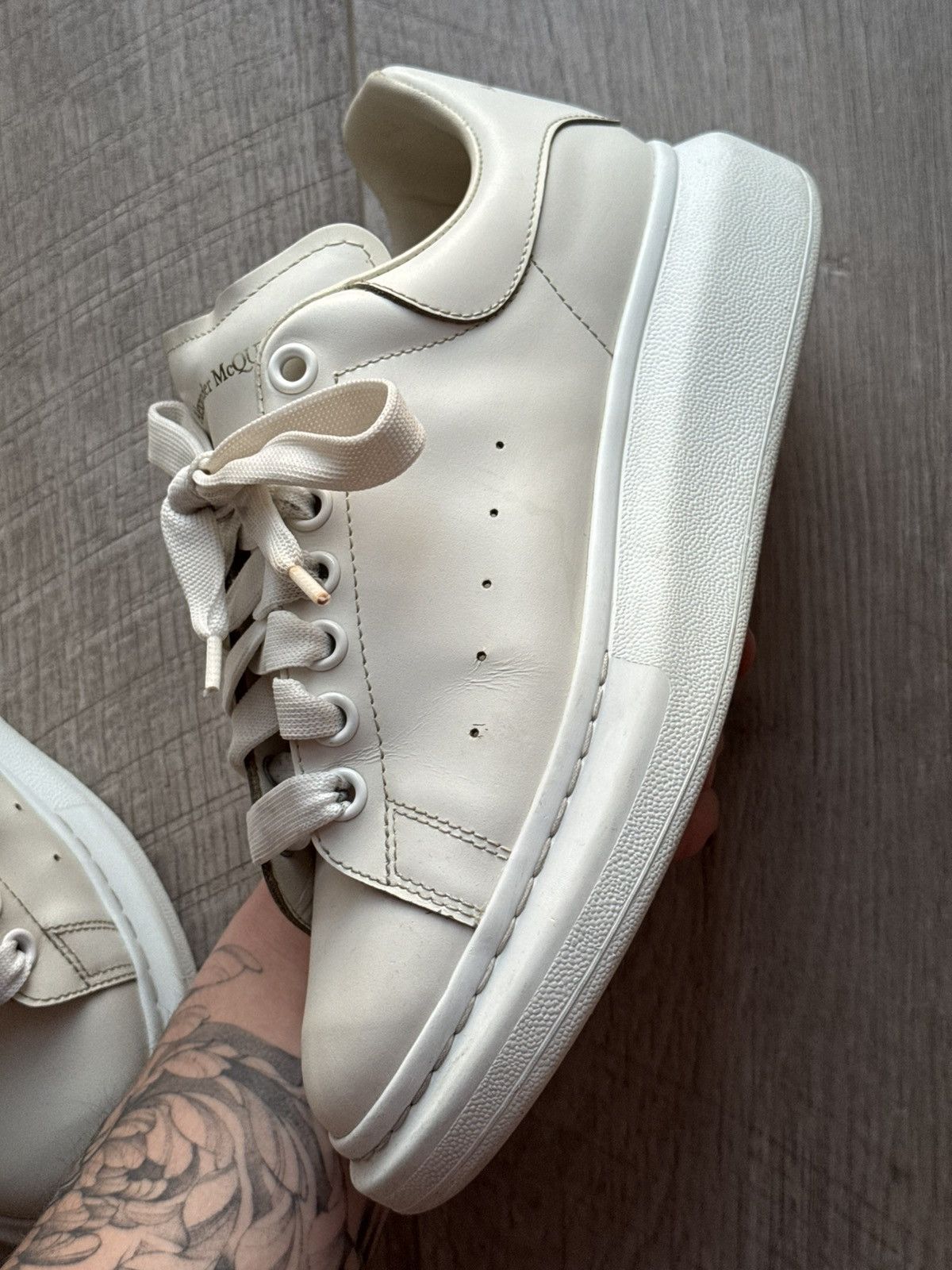 Alexander McQueen Alexander McQueen Oversized Leather White Sneakers Size US 7.5 / EU 40-41 - 10 Thumbnail
