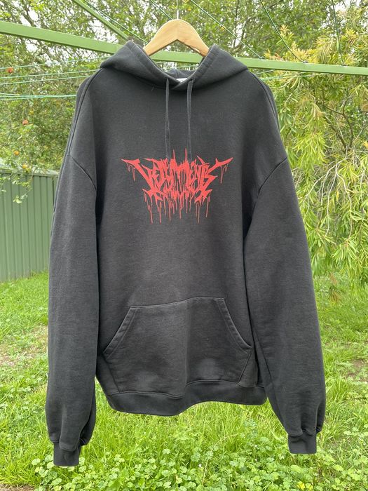 Vetements metal tour outlet hoodie