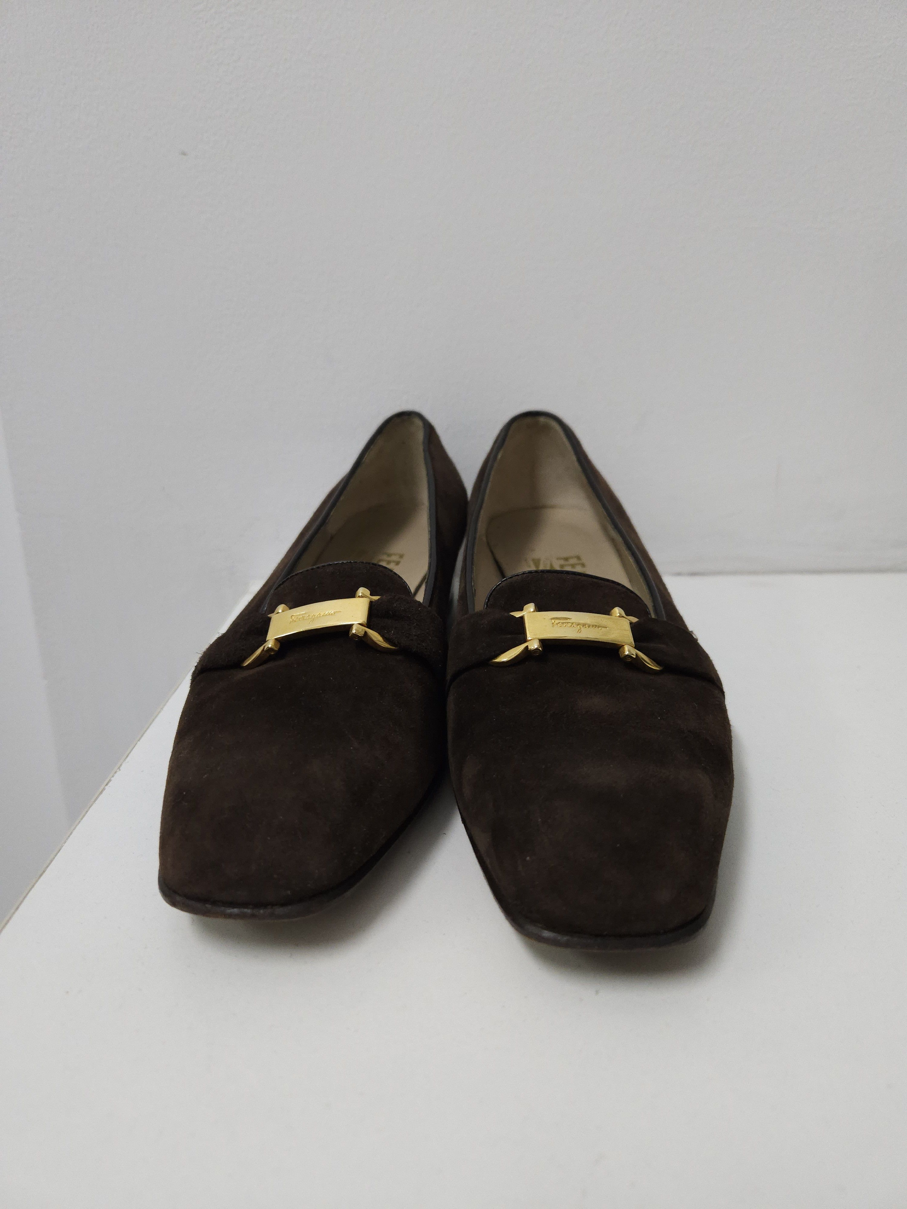 Salvatore Ferragamo Vintage Ferragamo brown suede loafers with gold hardware Size US 7 / IT 37 - 3 Thumbnail