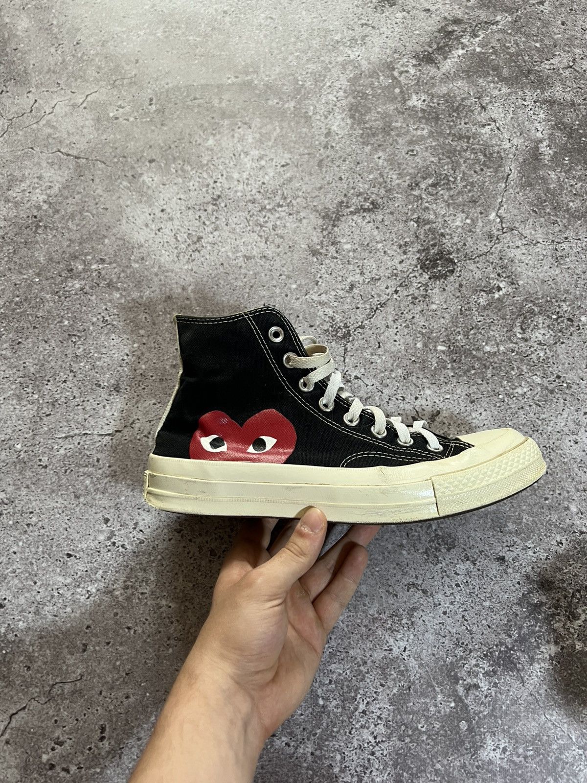 Comme des Garcons Comme Des Garçons Converse High Top Black Heart Used Size US 9 / IT 39 - 8 Thumbnail