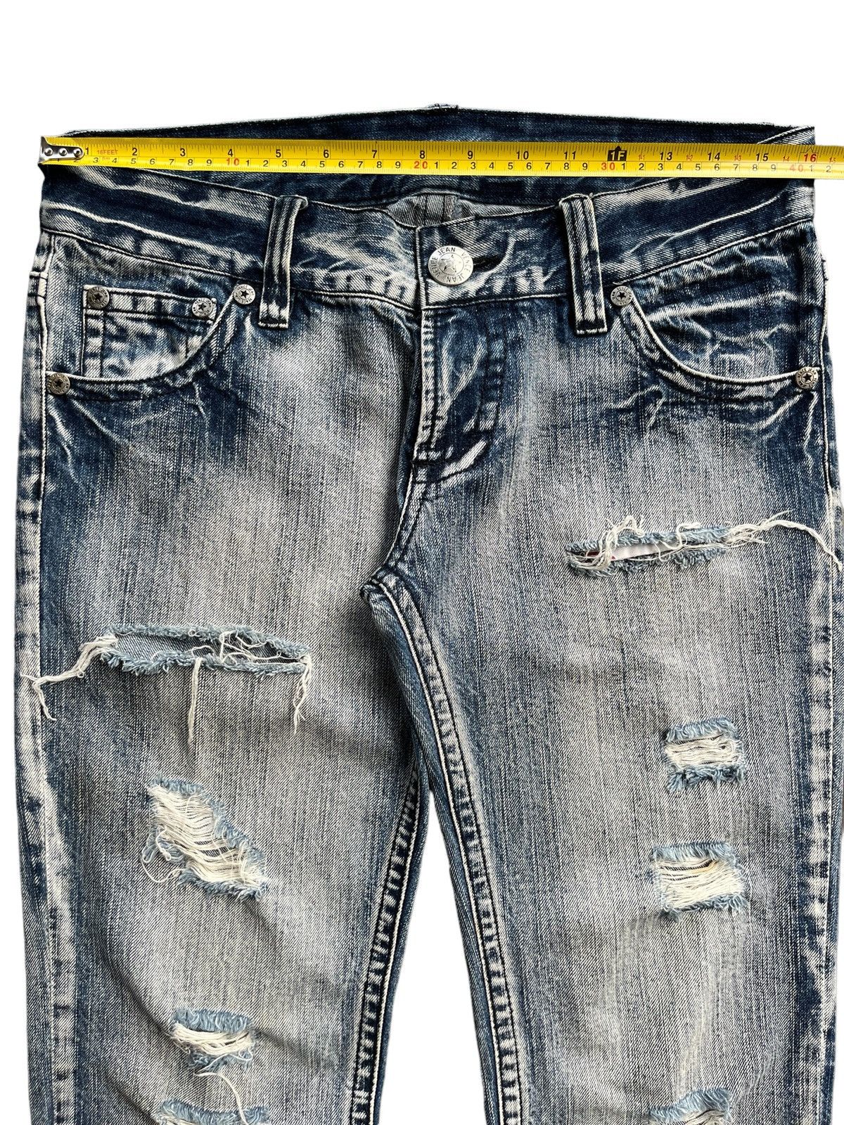Japanese Brand Vintage Japanese Blue Way Distressed Sky Bomber Style Jean Size US 32 / EU 48 - 13 Thumbnail