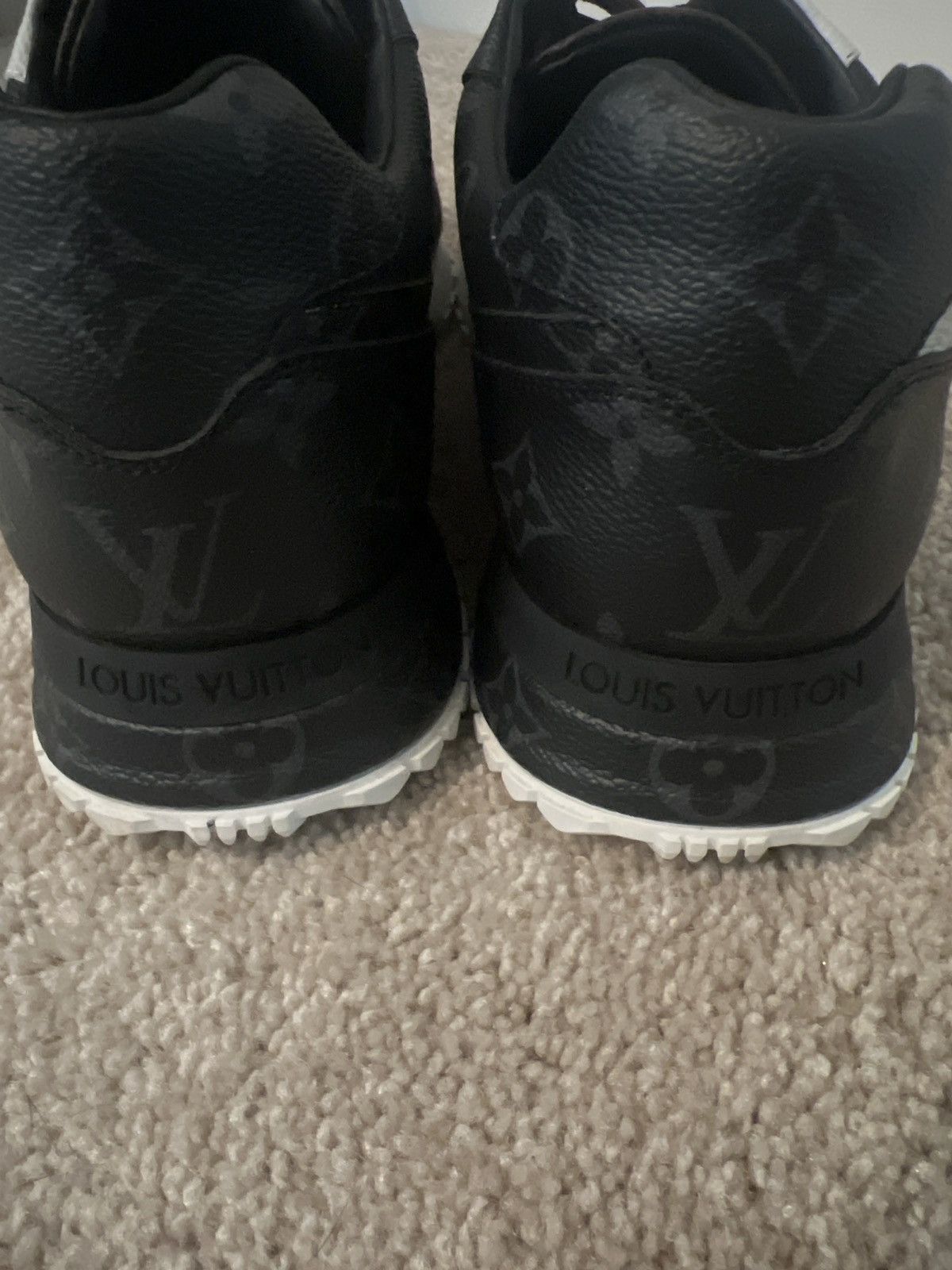 Louis Vuitton LV sneakers casual wear Size US 8.5 / EU 41-42 - 3 Thumbnail