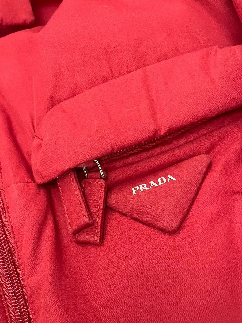Prada Prada Red hooded short down jacket Size XS / US 0-2 / IT 36-38 - 2 Thumbnail
