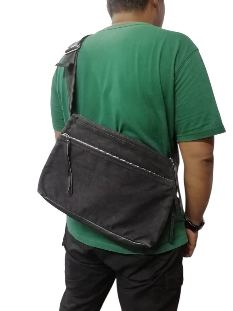 Yohji Yamamoto Y’S YOHJI YAMAMOTO LEATHER SLING BAG/CROSS BODY MAN Size ONE SIZE - 8 Thumbnail