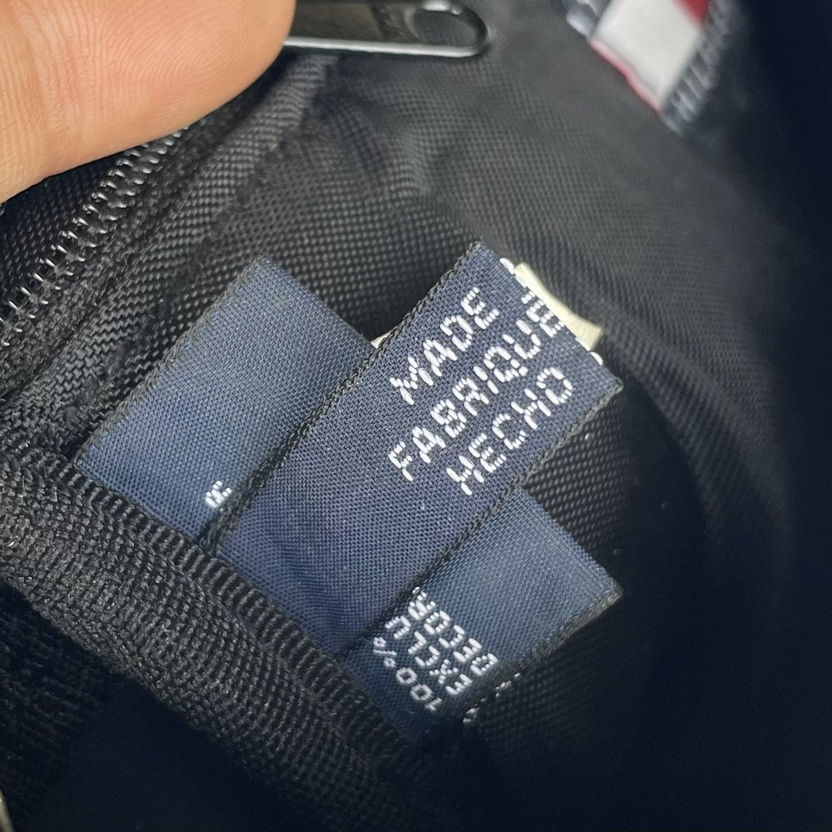 Tommy Hilfiger × Vintage Tommy Hilfiger Small Logo Blue Crossbody Size ONE SIZE - 10 Thumbnail