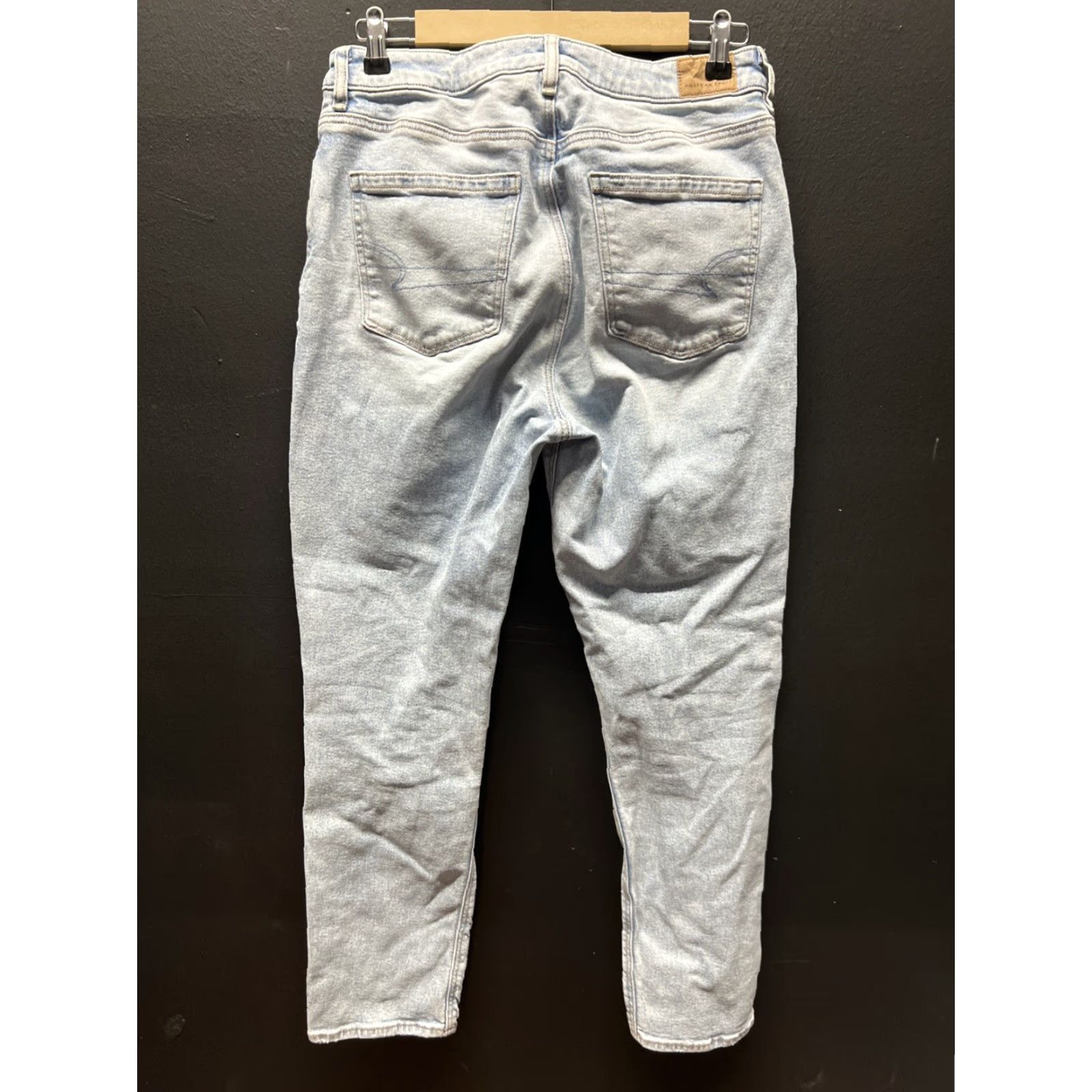 American Eagle Outfitters American Eagle Distressed Mom Straight Women's size 8 Medium Blue Denim Jeans Size 30" / US 8 / IT 44 - 3 Thumbnail