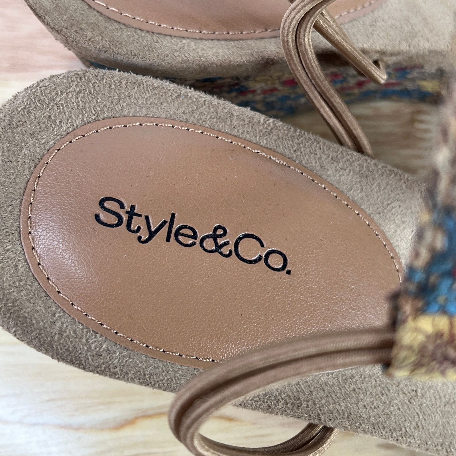 Other Style & Company Beige Floral T-Strap Wedge Slip On Slingback Size US 11 / IT 41 - 10 Thumbnail