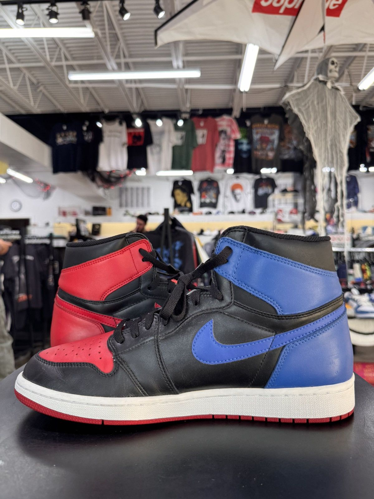 Jordan Brand Air Jordan 1 Top 3 Size 12 (2016) Size US 12 / EU 45 - 4 Thumbnail