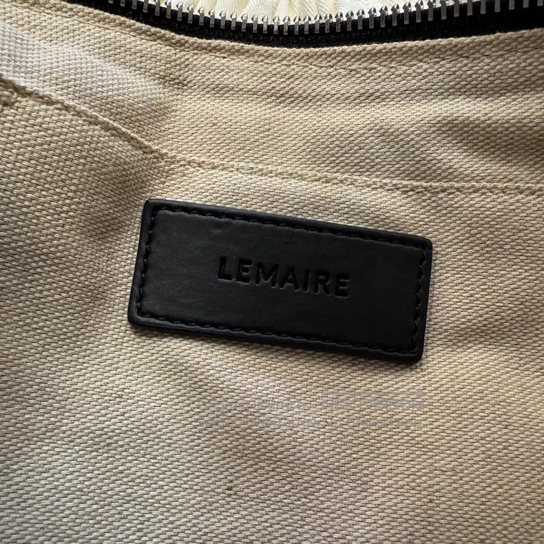Lemaire LEMAIRE Croissant small size Size ONE SIZE - 5 Thumbnail
