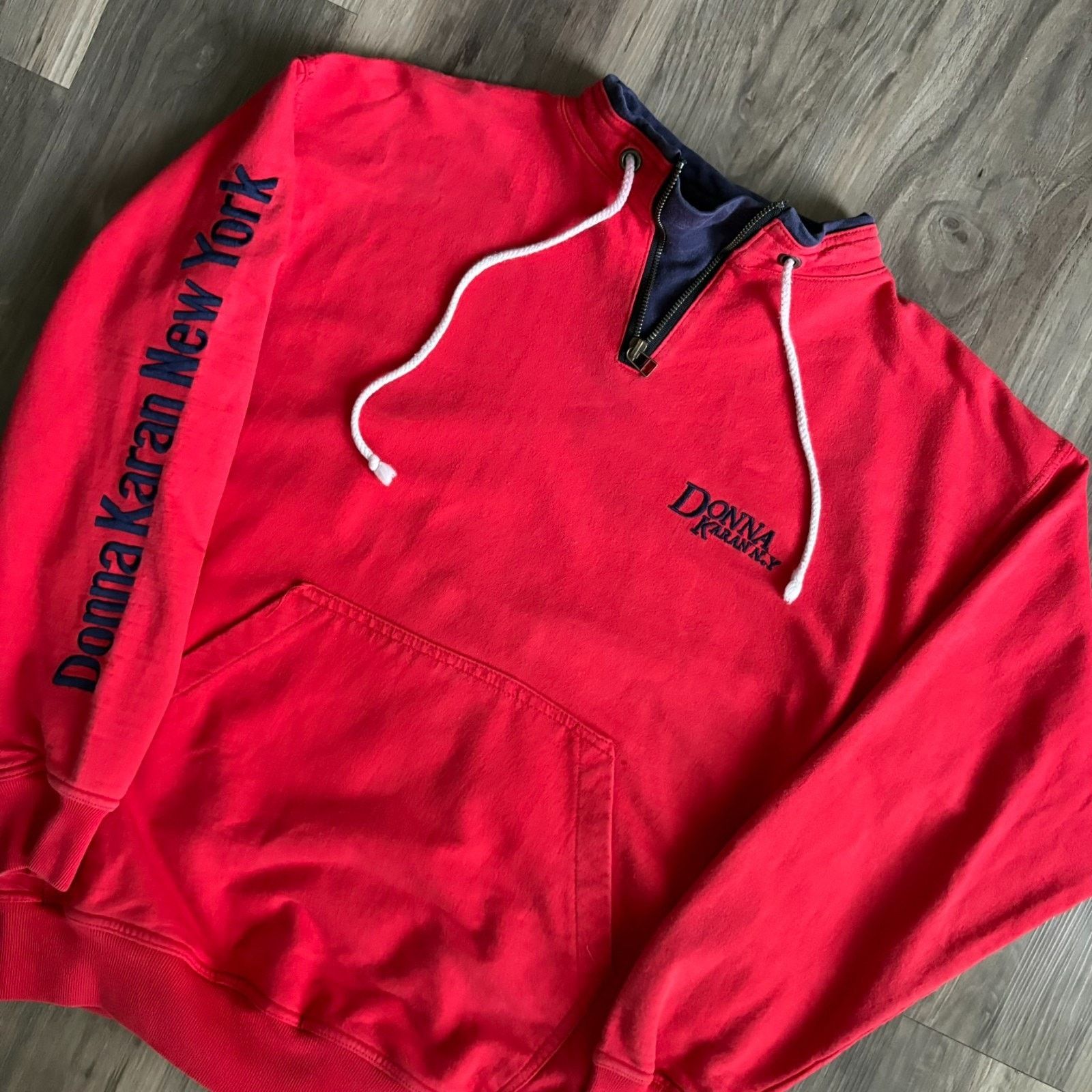 DKNY × Vintage Vintage DKNY Sweatshirt Men's Size M Red Donna Karan Size US M / EU 48-50 / 2 - 3 Thumbnail
