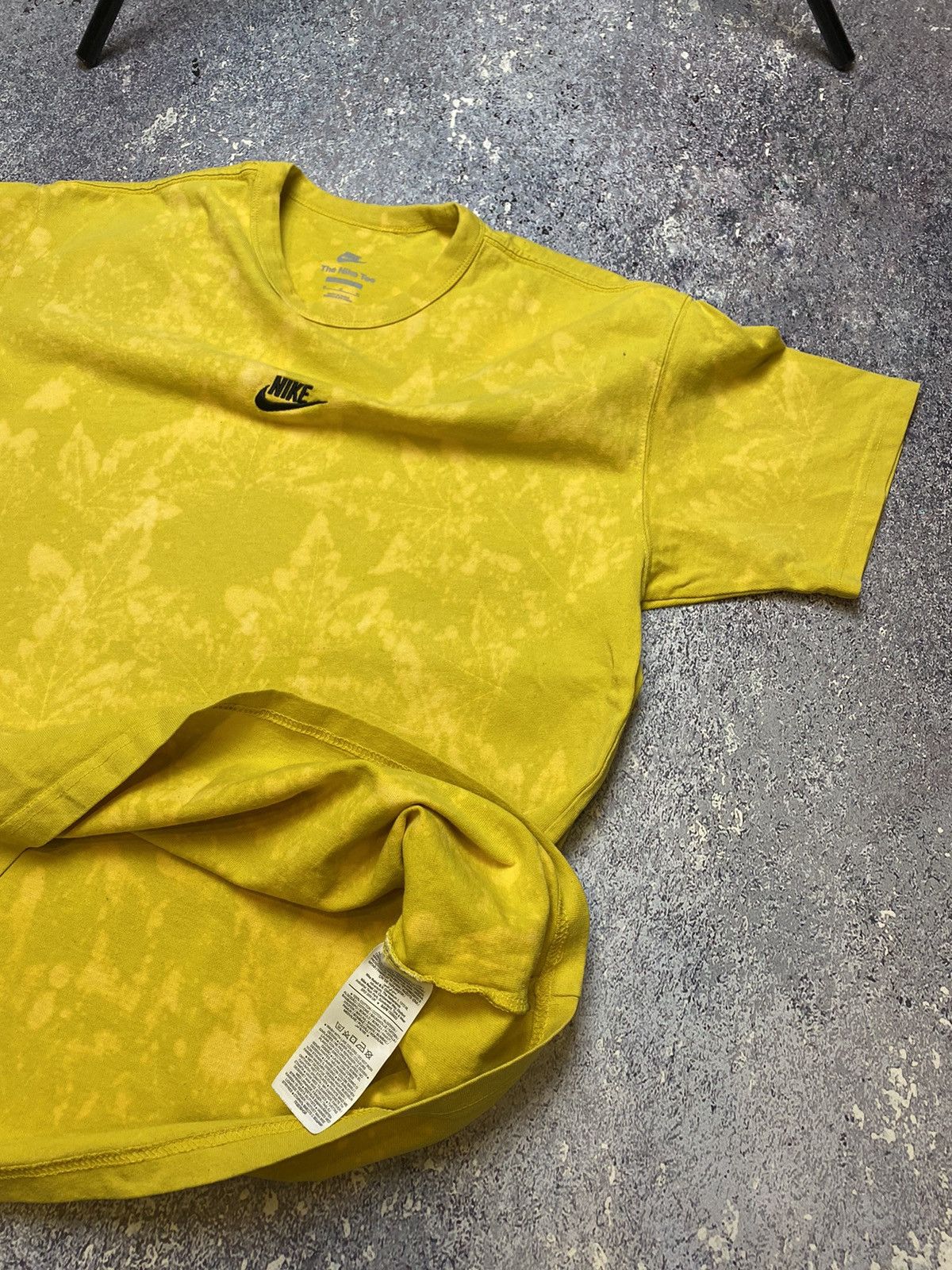 Nike 💥CRAZY NIKE CUSTOM MADE AUTUMN TEE Size US M / EU 48-50 / 2 - 11 Thumbnail