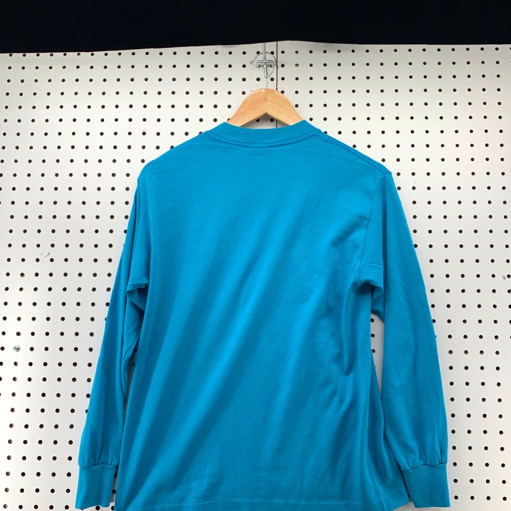 TEE JAYS VINTAGE Coast Hill Shirt Blue M Mens 80s 90s Long Sleeve Tee-Jays Coast Hill Club Newport Oregon T-Shirt Size US M / EU 48-50 / 2 - 8 Thumbnail