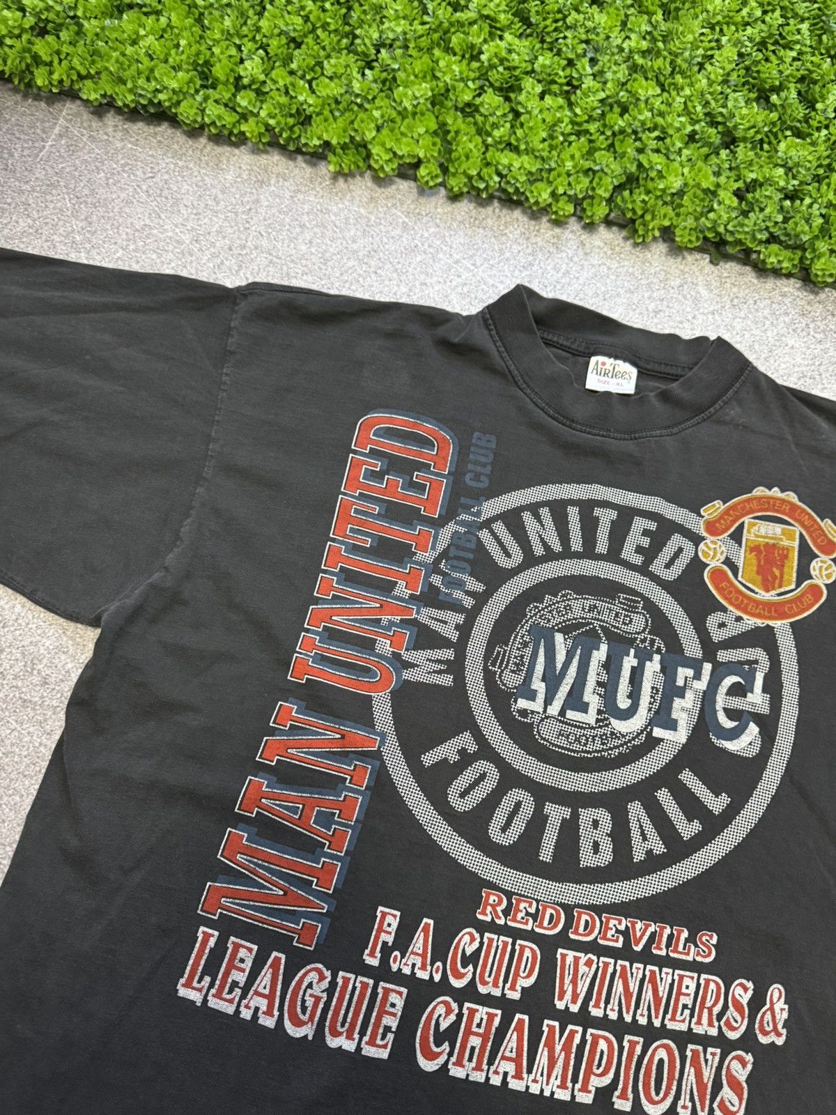 Vintage Vintage 90s Manchester United Winners T shirt Champions Size US L / EU 52-54 / 3 - 8 Thumbnail