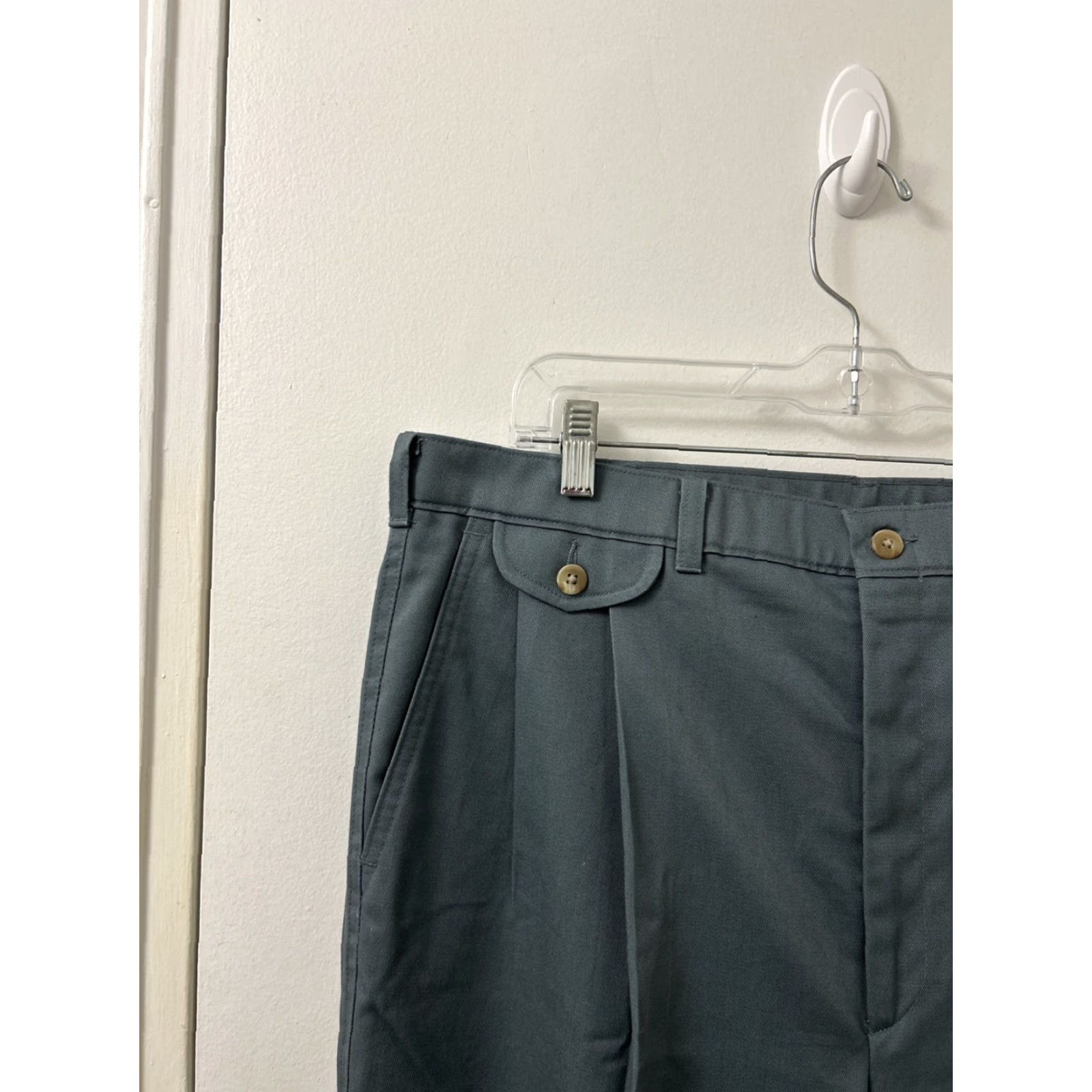 Haggar Haggar Pants Mens 38x30 Navy Blue Wrinkle Free Chino Khaki Pleated 5 Pockets Shirt Style Pants Mens Blue Wrinkle Free Haggar Size US 38 / EU 54 - 4 Thumbnail