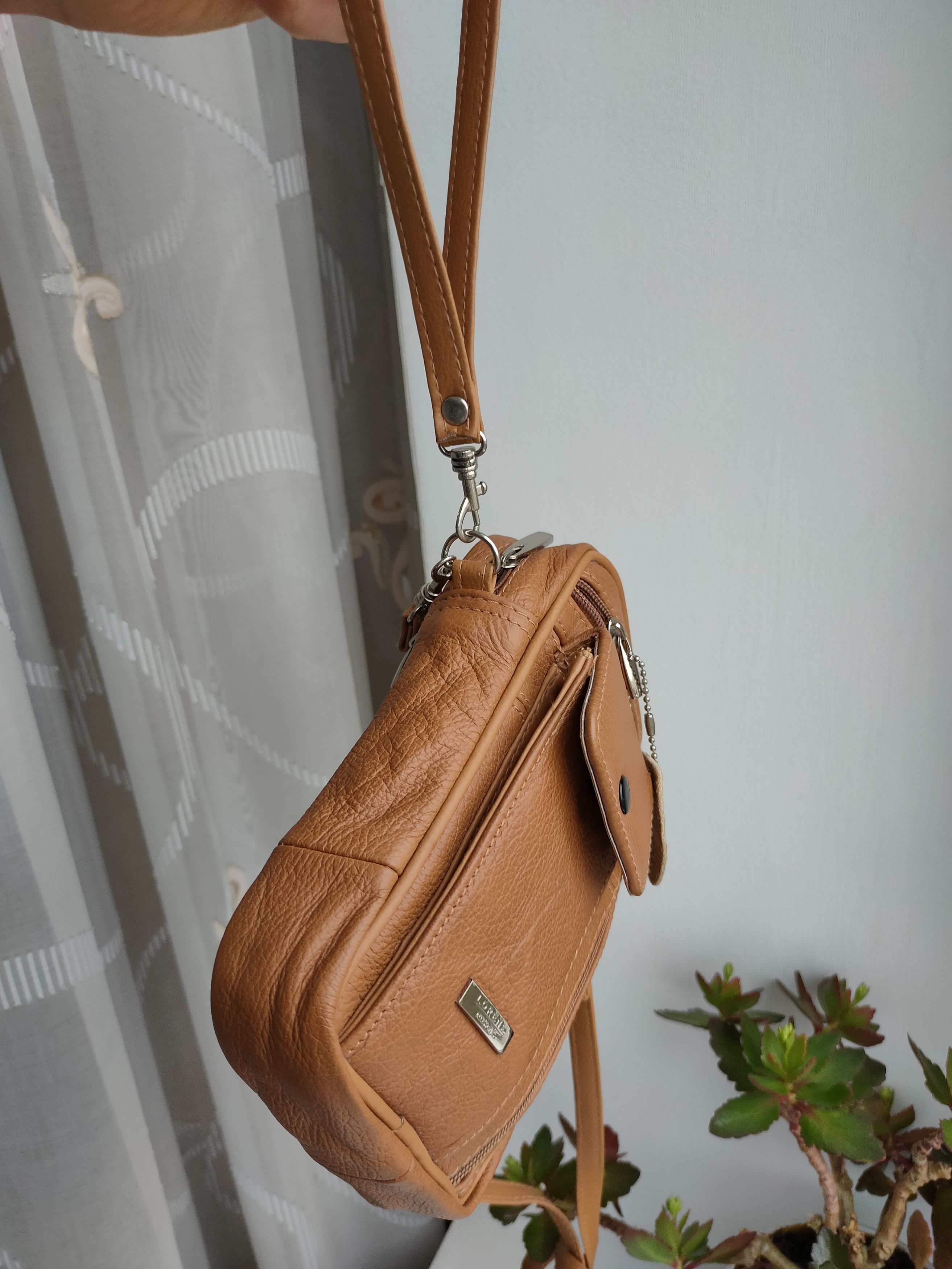 Leather Vintage Y2K Leather messenger bag Lorenz crossbody bag Size ONE SIZE - 10 Thumbnail