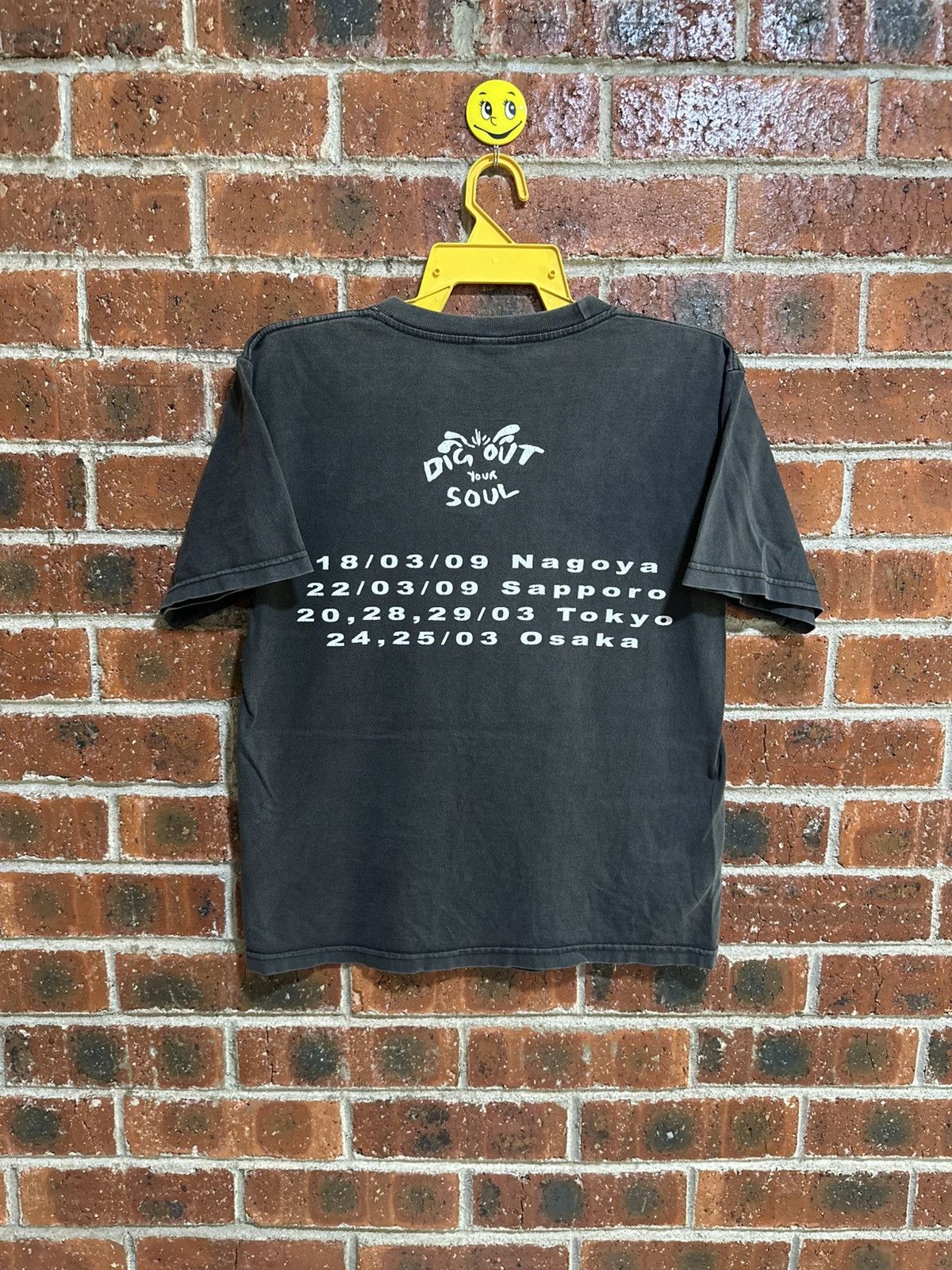 Band Tees × Vintage Vintage Oasis Dig Out Your Soul Sun Faded Tee Size US S / EU 44-46 / 1 - 3 Thumbnail