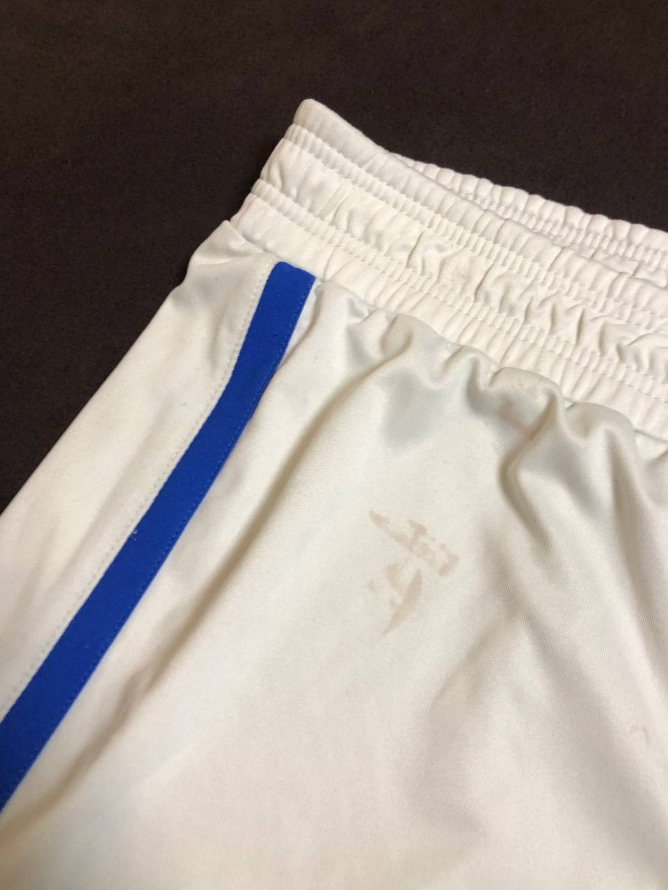 Puma ITALY HOME FOOTBALL SOCCER SHORTS PUMA Size US 34 / EU 50 - 12 Thumbnail