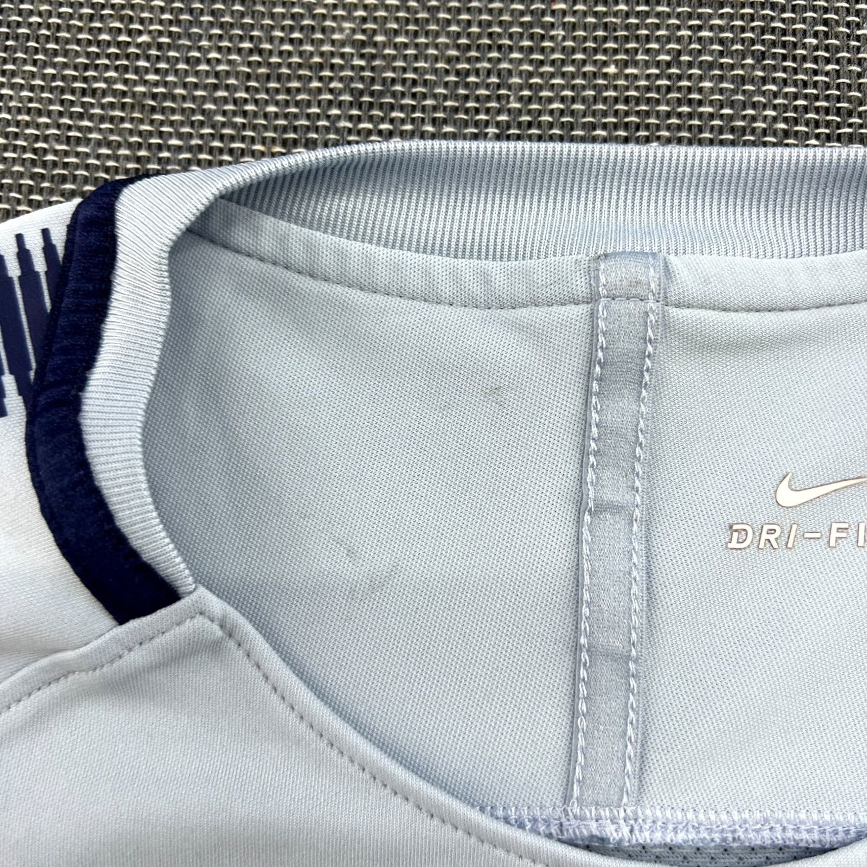 Nike Nike Tottenham Hotspur Training Football Jersey Mens Small Adult Nike Size US S / EU 44-46 / 1 - 5 Thumbnail