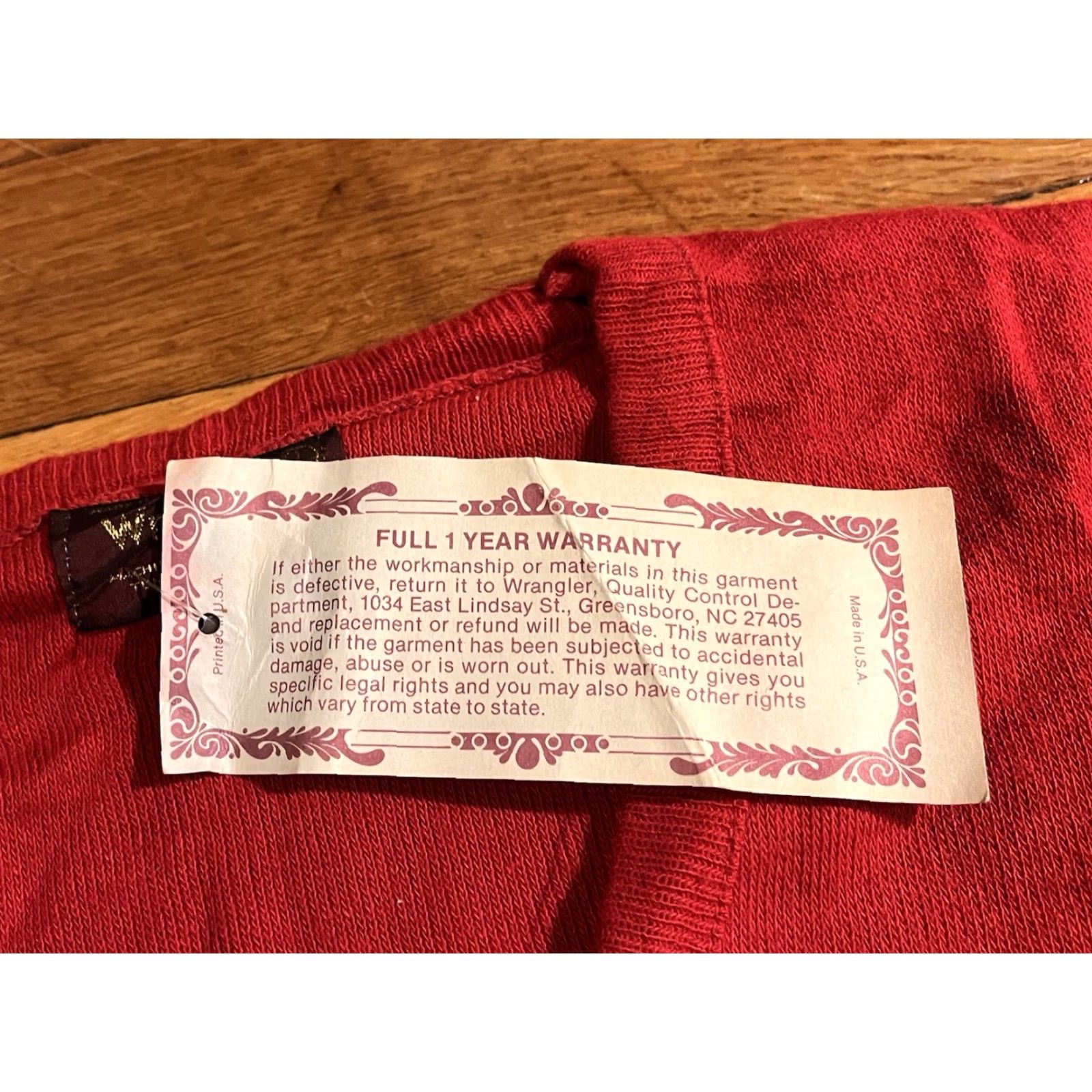 Wrangler VINTAGE Wrangler V-Neck Sweater Men’s L Red Blue Horse Logo 80s Shirt Mens Large Pullover Knit Winter Fall Winter Vintage 80s Horse Logo Size US L / EU 52-54 / 3 - 5 Thumbnail