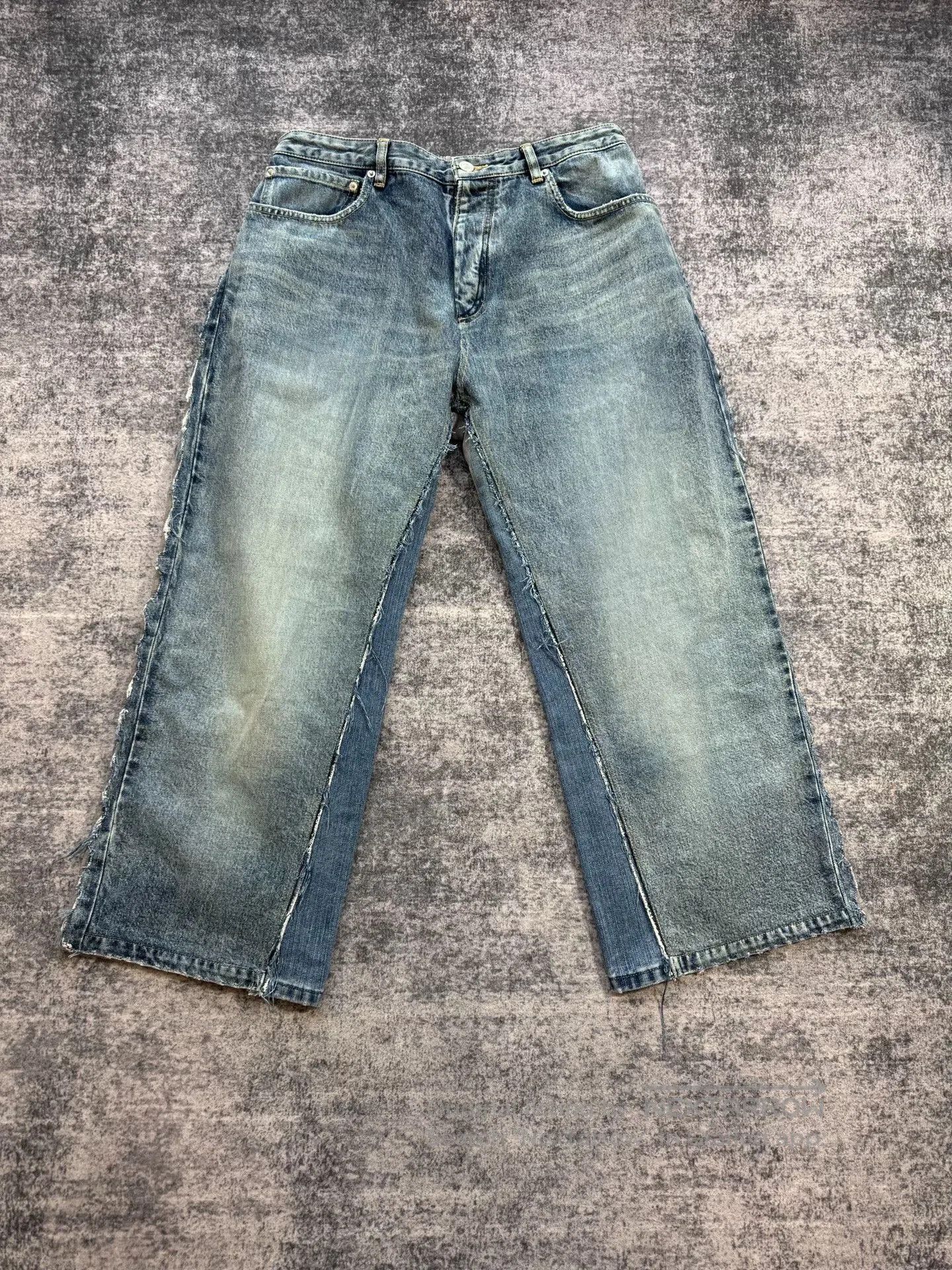 Balenciaga Balenciaga Denim Spliced Sweatpants. Size US 26 / EU 42 - 1 Thumbnail