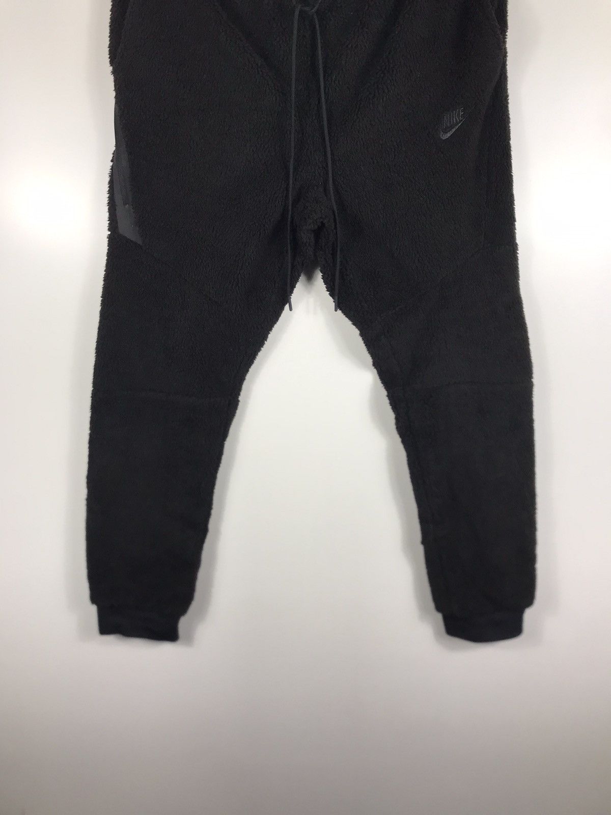 Nike 🔥Nike Embroidered Sherpa Fleece Zipper Sweatpants Size US 33 - 5 Thumbnail