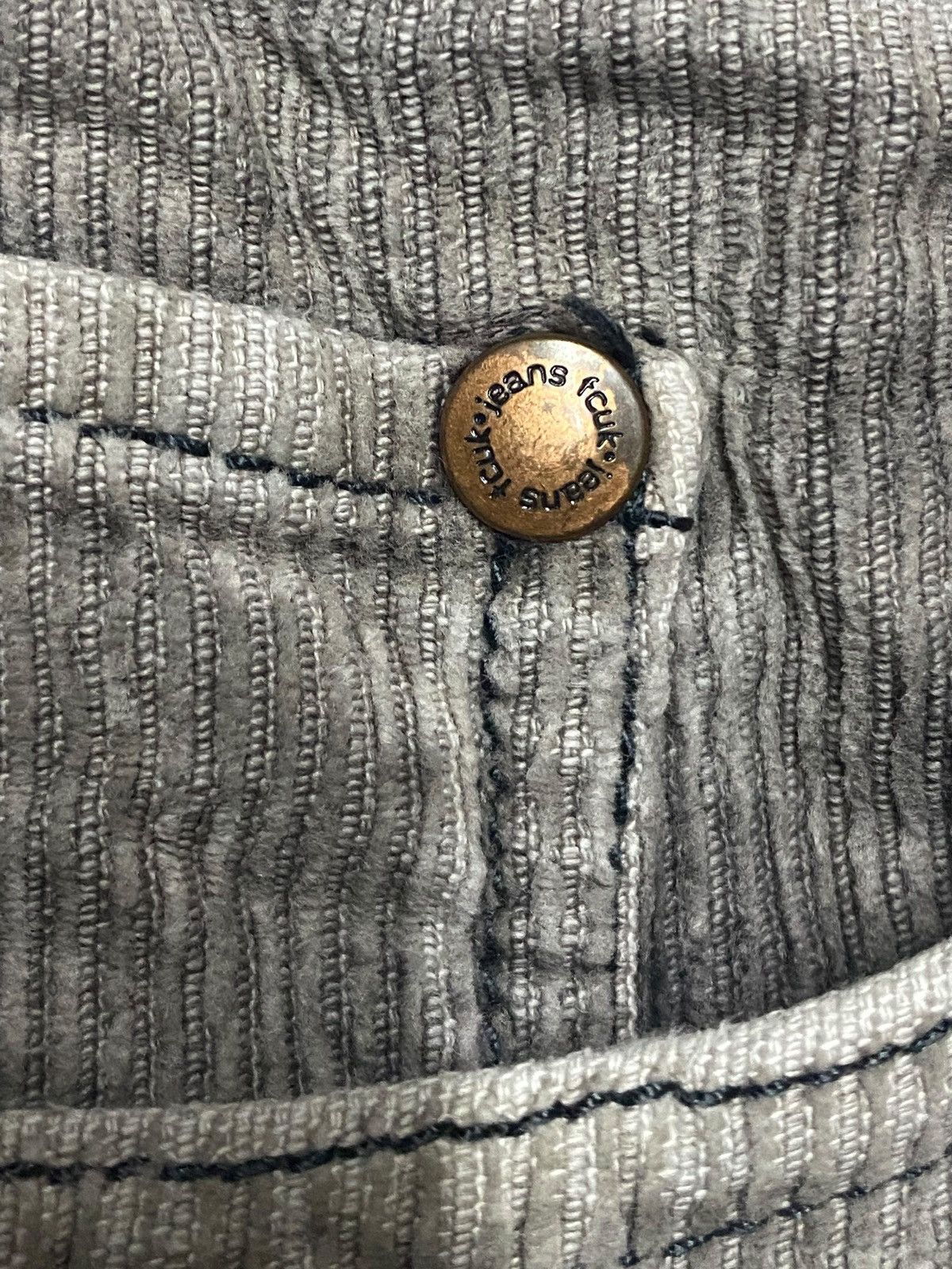 FCUK × French Connection Y2K Fuck Corduroy x Half Jeans Distressed Baggy Jeans Size US 32 / EU 48 - 12 Thumbnail