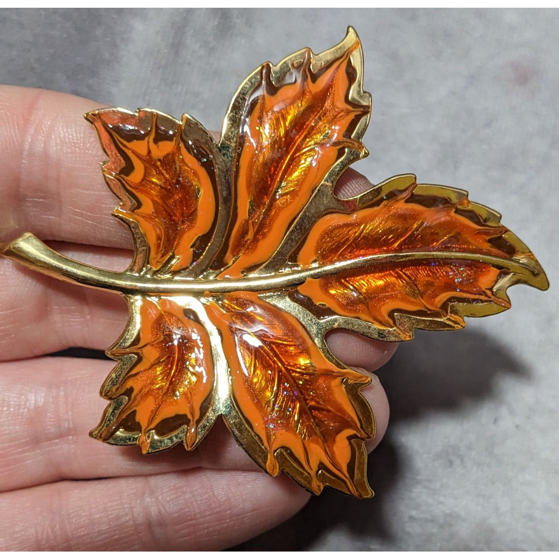 Other Gold Tone Orange Enamel Glitter Leaf Brooch Size ONE SIZE - 5 Thumbnail