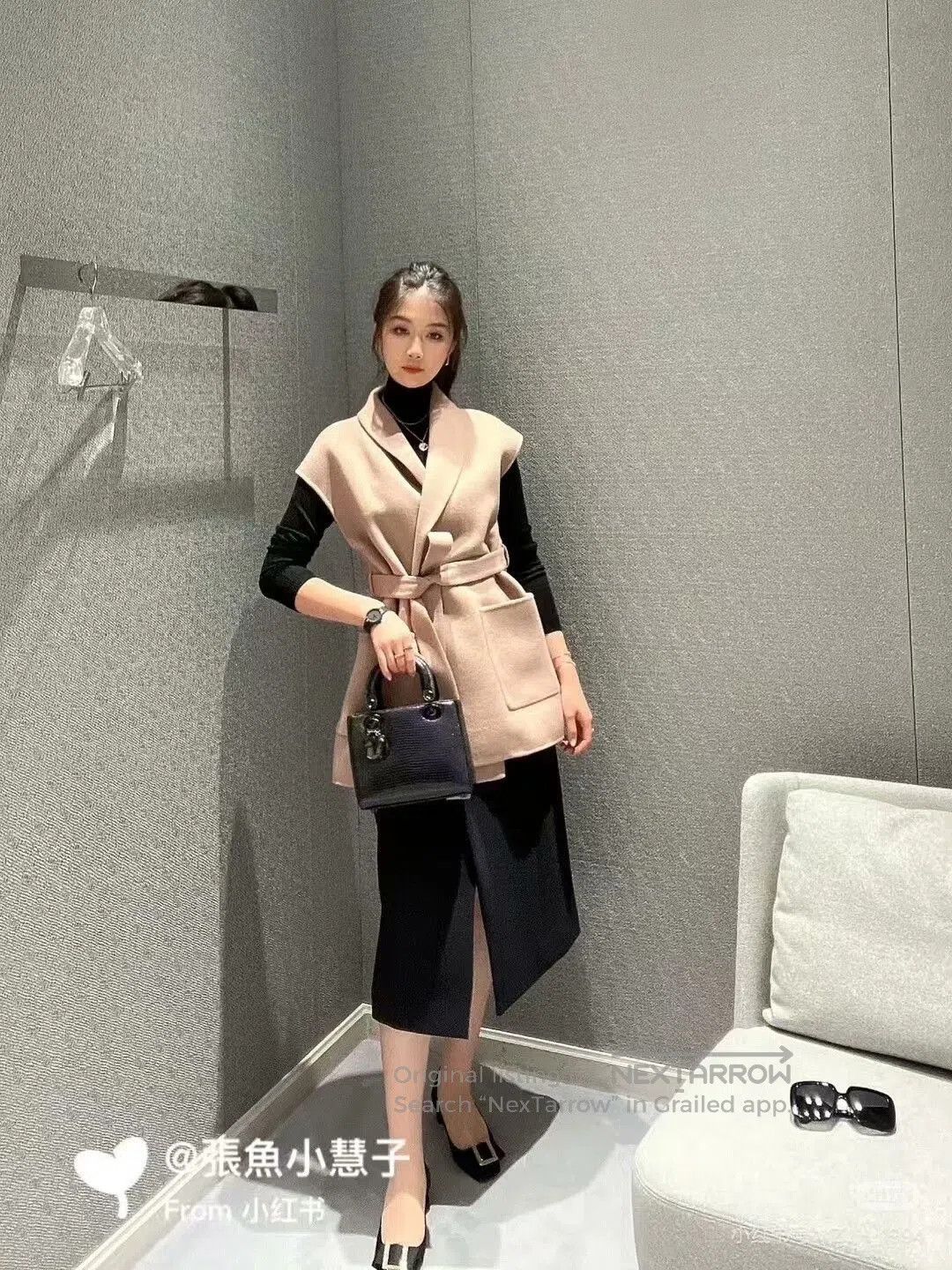 Dior Dior Cashmere Vest in Beige Color. Size US M / EU 48-50 / 2 - 8 Thumbnail