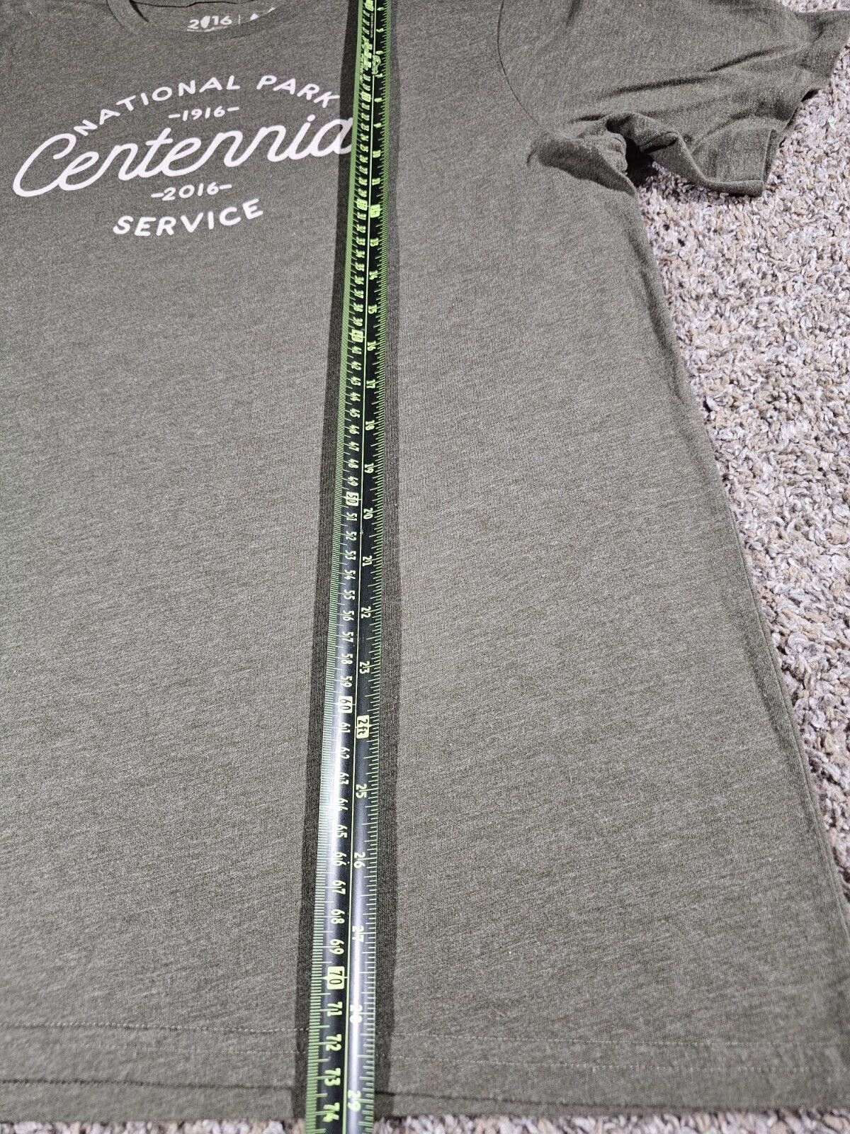 Costume National 2016 REI Centennial National Park Service Green L Tshirt Size US L / EU 52-54 / 3 - 4 Thumbnail
