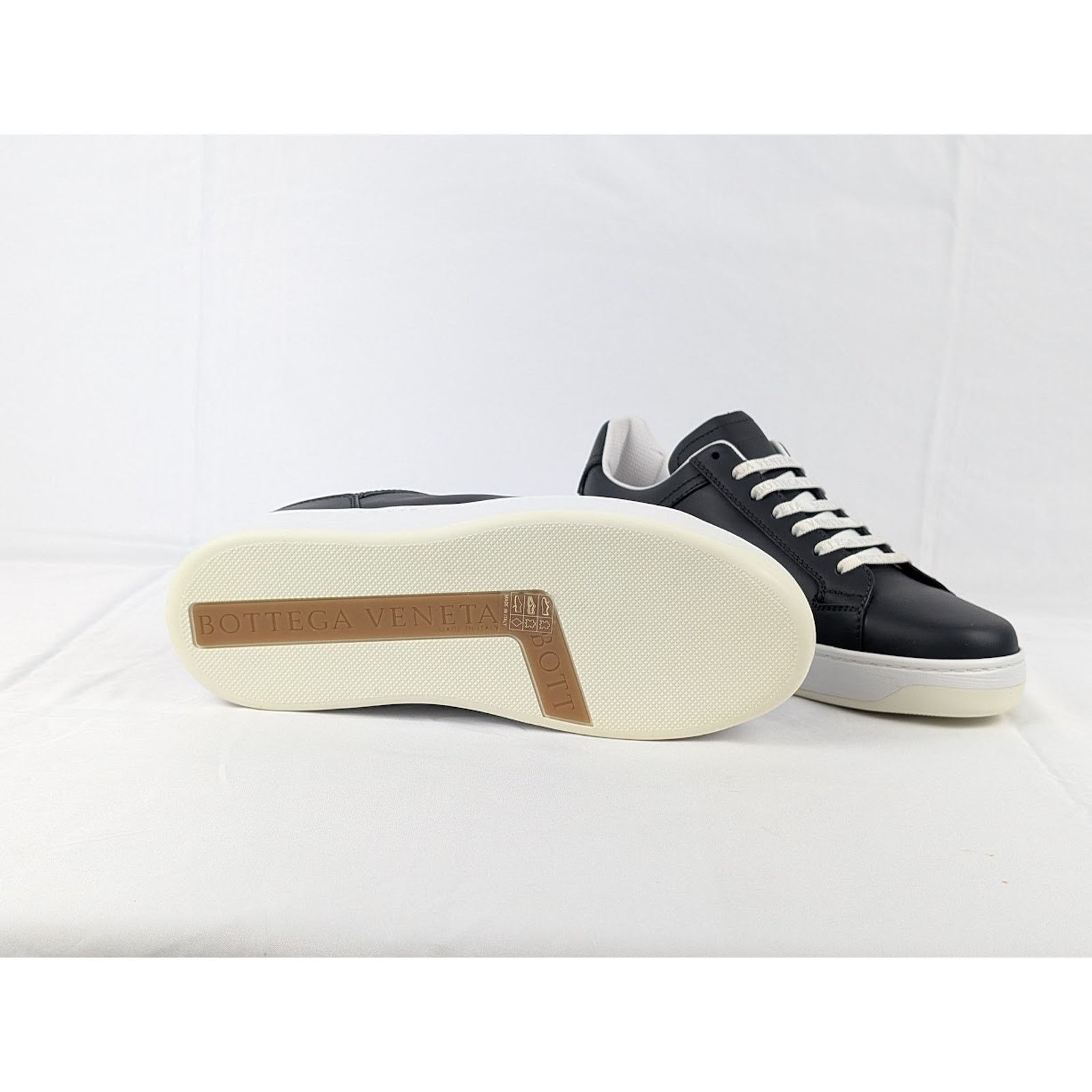 Bottega Veneta o1rshd1 Bolt Calf Low Top Sneakers in Ardoise Size US 7.5 / EU 40-41 - 11 Thumbnail