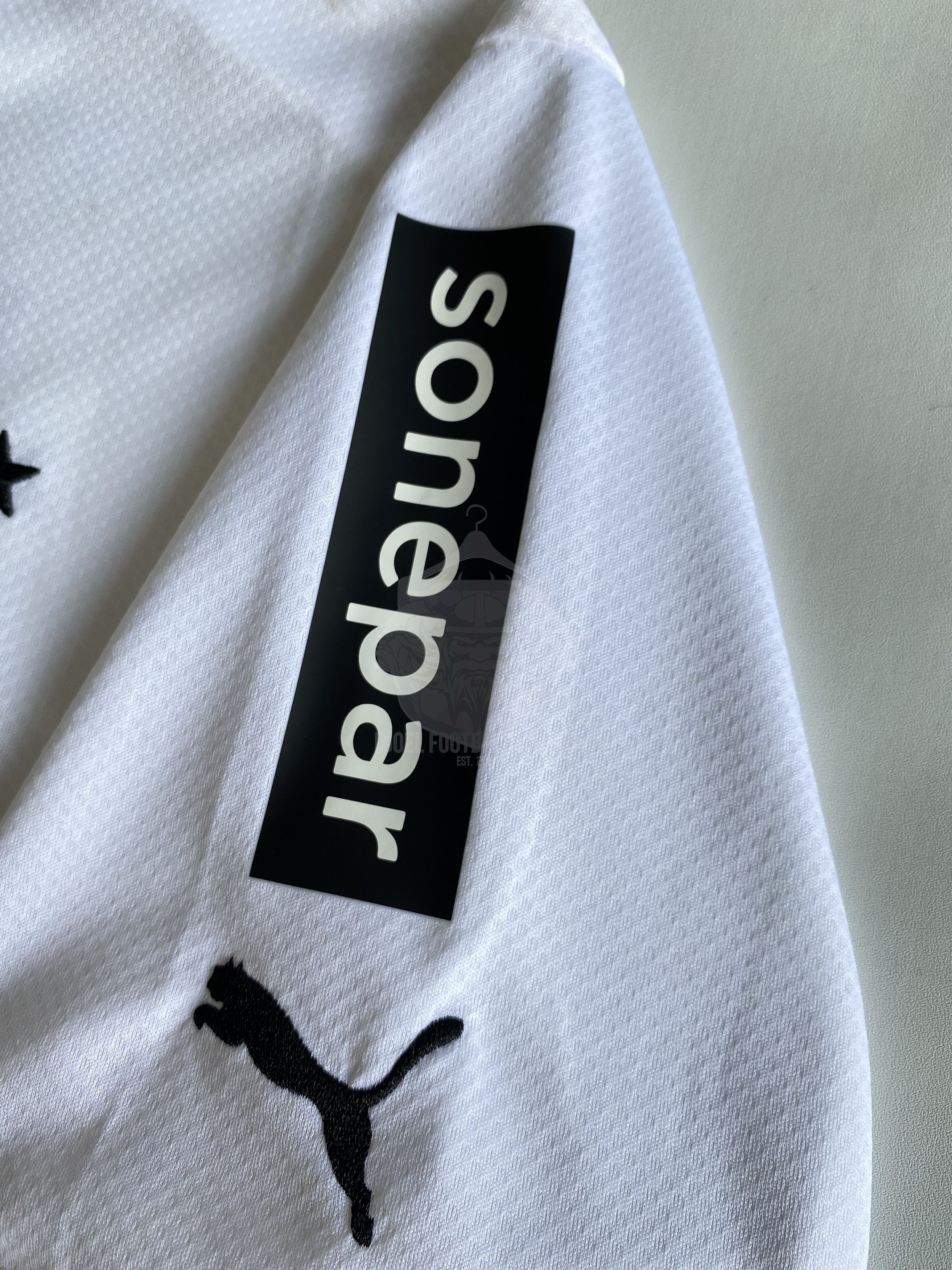 Puma Borussia Mönchengladbach 2022 Home HOFMANN #23 Bundesliga Size US L / EU 52-54 / 3 - 5 Thumbnail