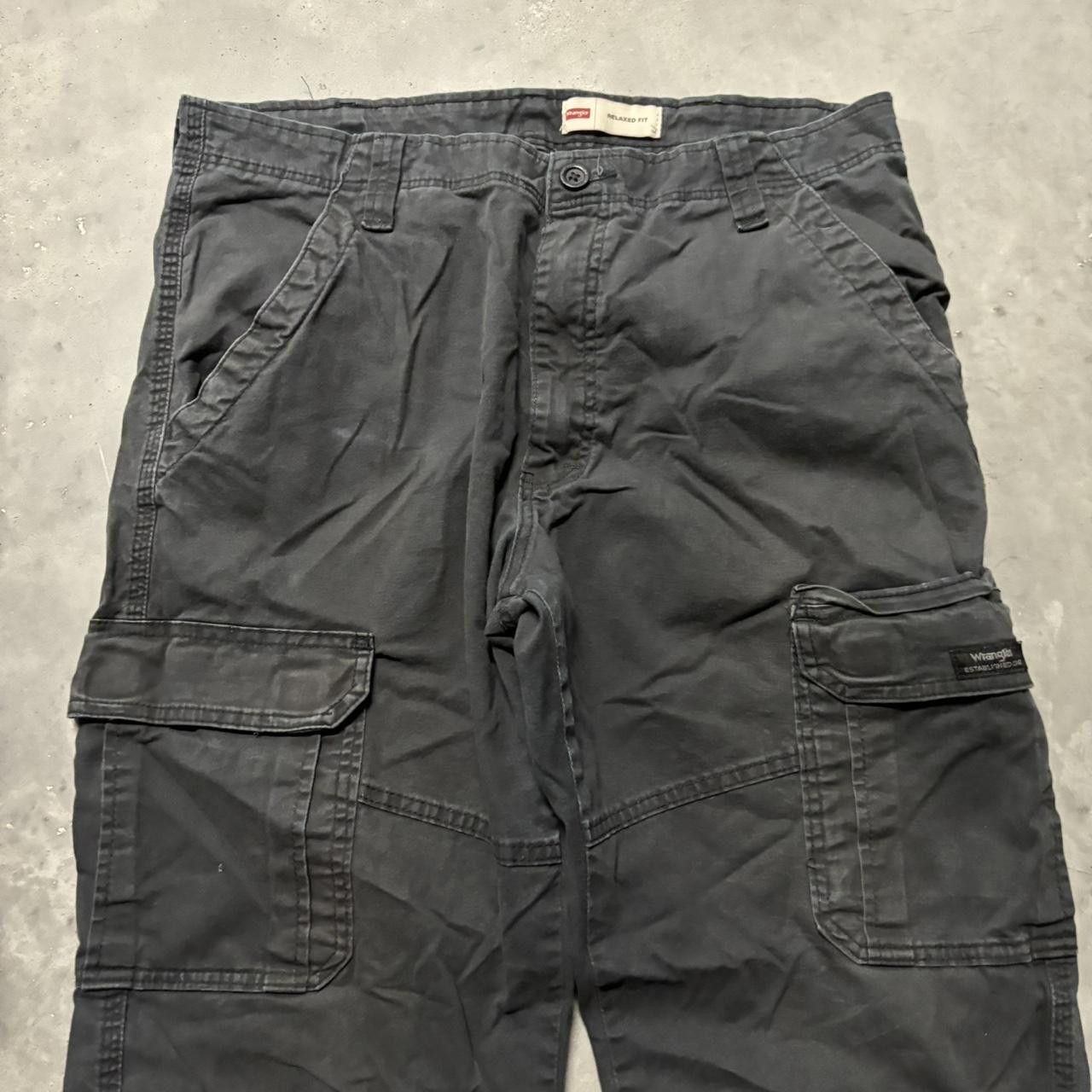 Japanese Brand × Vintage Crazy Vintage Y2K/2000s Grunge Faded Black Skater Cargo Pants! Size US 34 / EU 50 - 5 Thumbnail