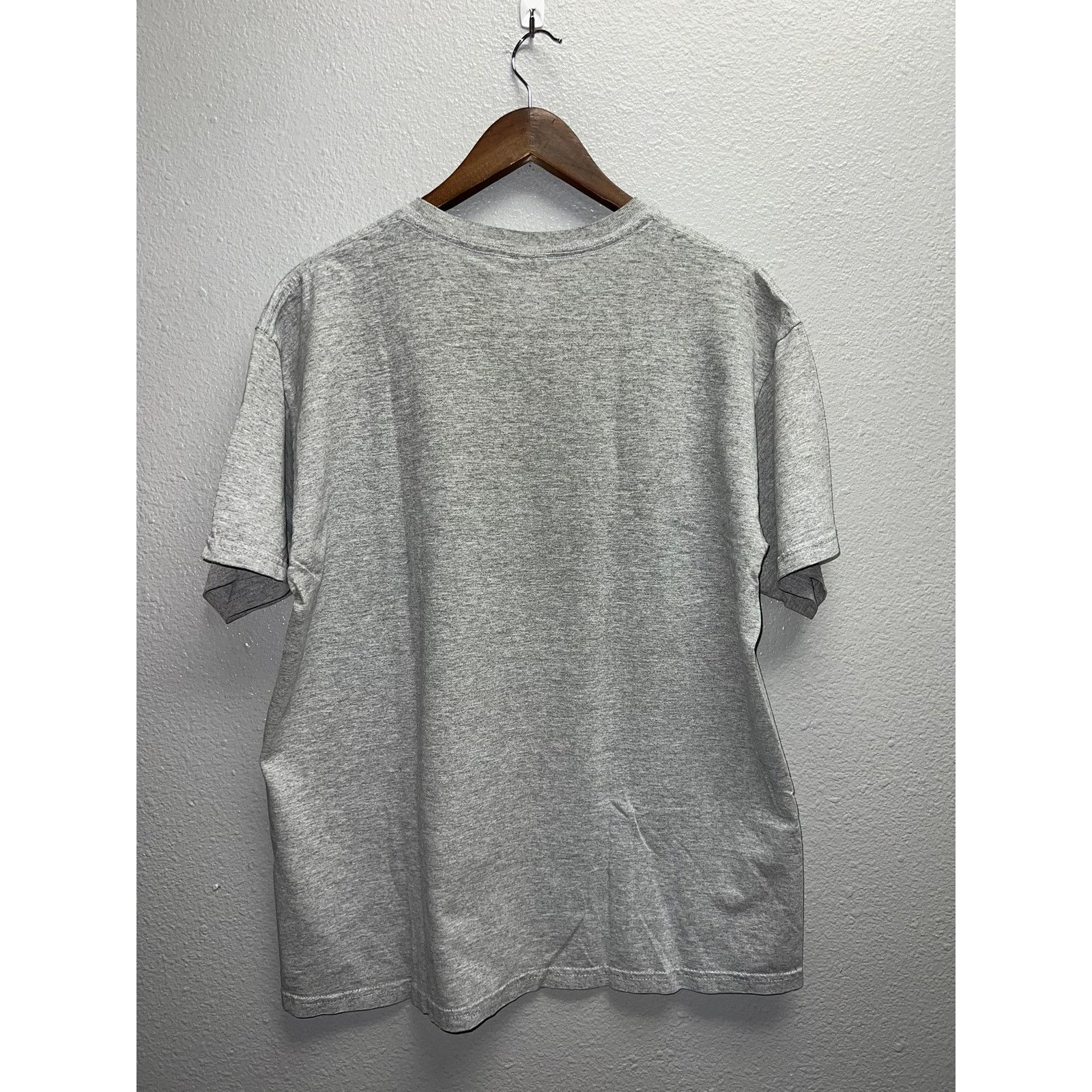 Gildan Vintage Floyd Mayweather Shirt Undefeated Vs Hatton Tee L Size US L / EU 52-54 / 3 - 7 Thumbnail