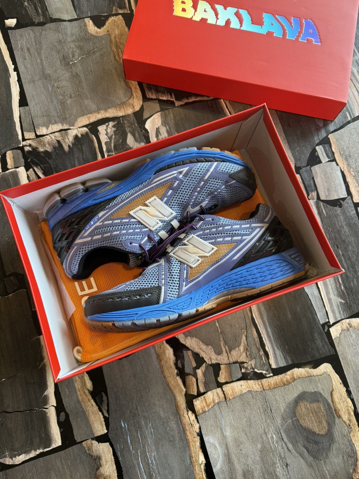 Action Bronson New Balance 1906R Medusa Azul
