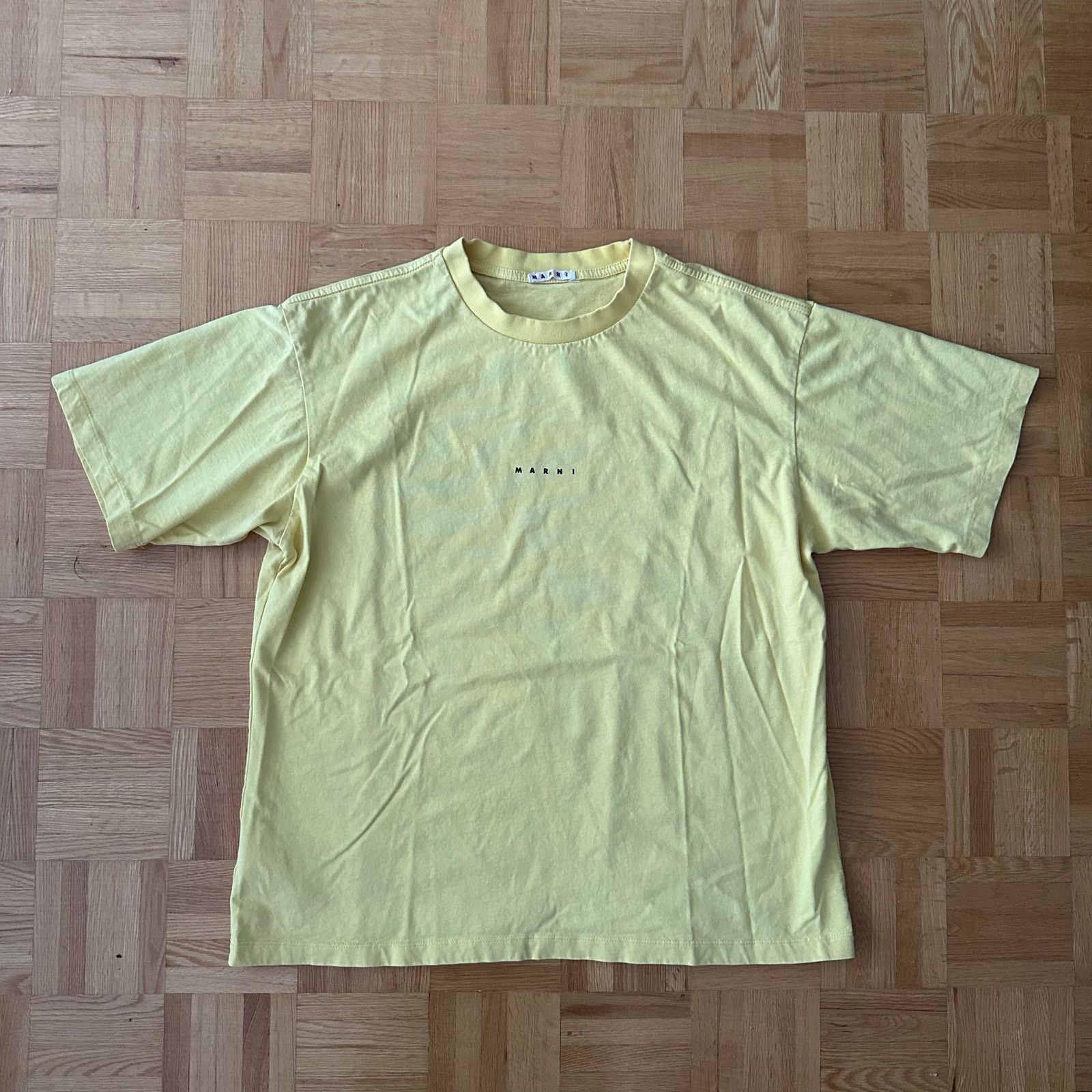 Marni Marni small logo yellow t shirt Size 44 / XL Size XL / US 12-14 / IT 48-50 - 1 Thumbnail