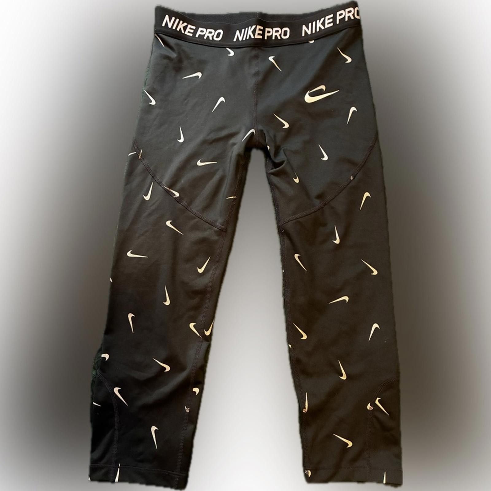 Nike Nike Pro Girls Black Runner Gym Compression Leggings Size US 26 / EU 42 - 1 Thumbnail
