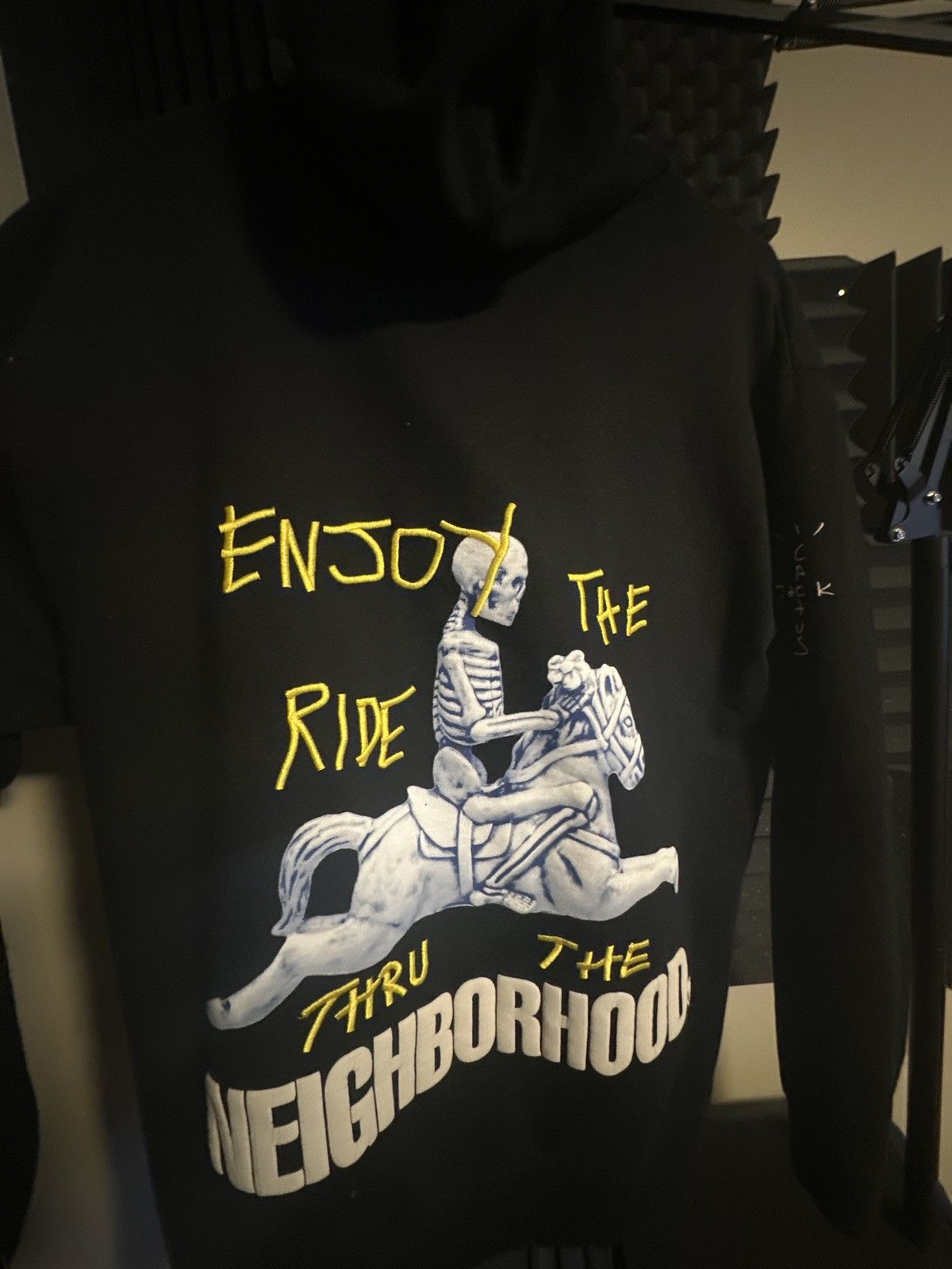 Travis Scott Travis scottx neighborhood Size US L / EU 52-54 / 3 - 7 Thumbnail