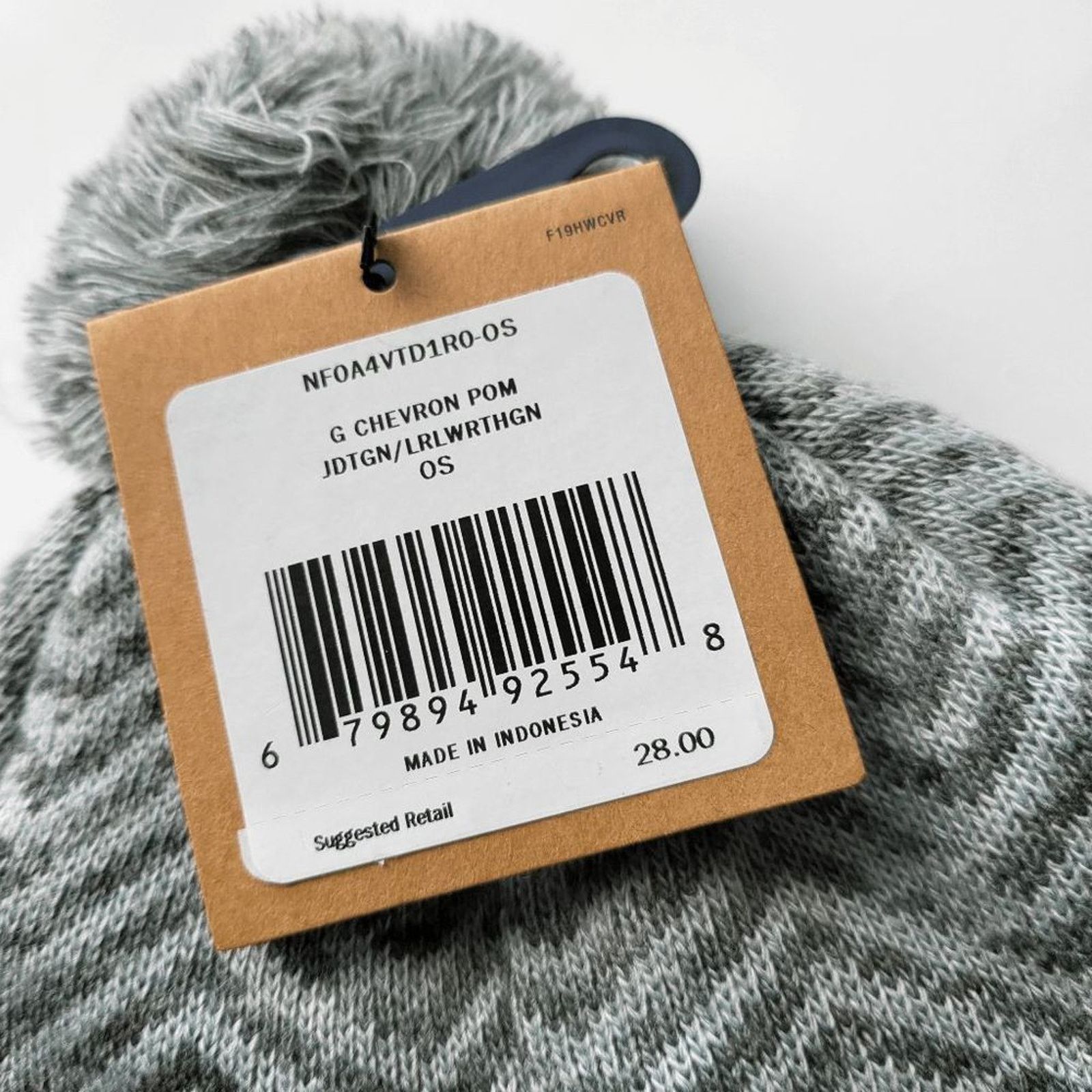 The North Face NWT The North Face Chevron Beanie Youth Hat Fleece Lined Size ONE SIZE - 2 Thumbnail