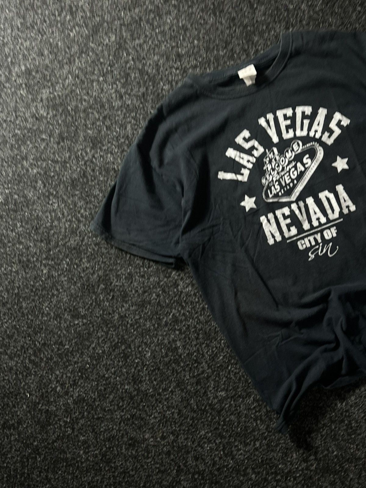 Vintage 🚨 LAS VEGAS 🚨NEVADA RARE BIG LOGO Y2K TEE FRUIT OF YHE LOOM Size US L / EU 52-54 / 3 - 2 Thumbnail