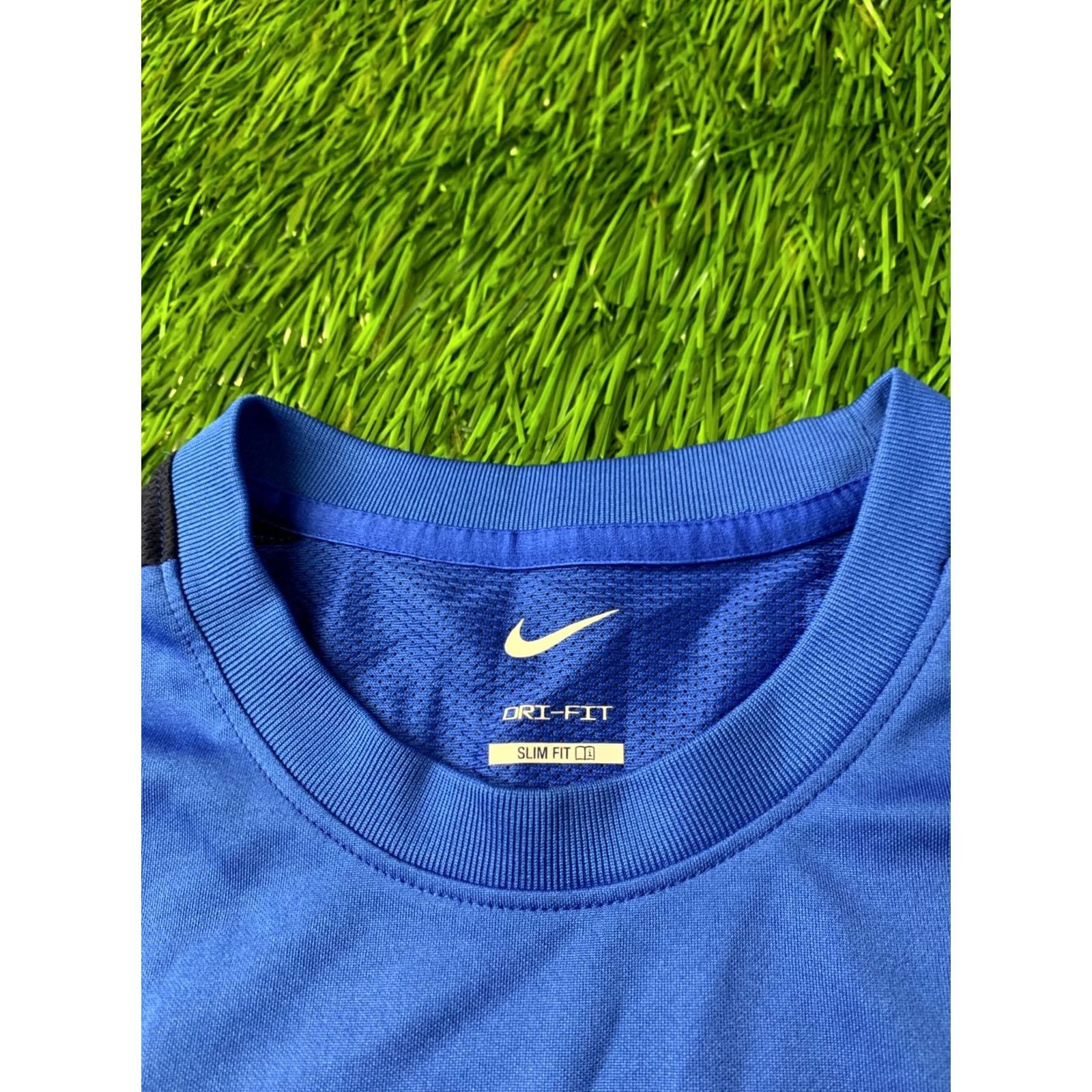 Nike NIKE ACADEMY DRI-FIT ORIGINAL 2023 MEN SHIRT JERSEY TEE SIZE L BLUE AND BLACK Football Slim Short Sleeve Crew NeckMens Size US L / EU 52-54 / 3 - 4 Thumbnail