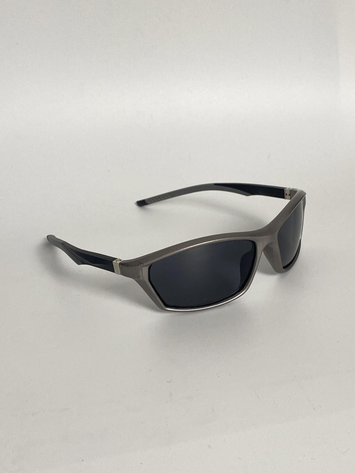 Japanese Brand Y2k Vtg Avant Garde Cat Eye Black Sunglasses Unisex OS Size ONE SIZE - 5 Thumbnail