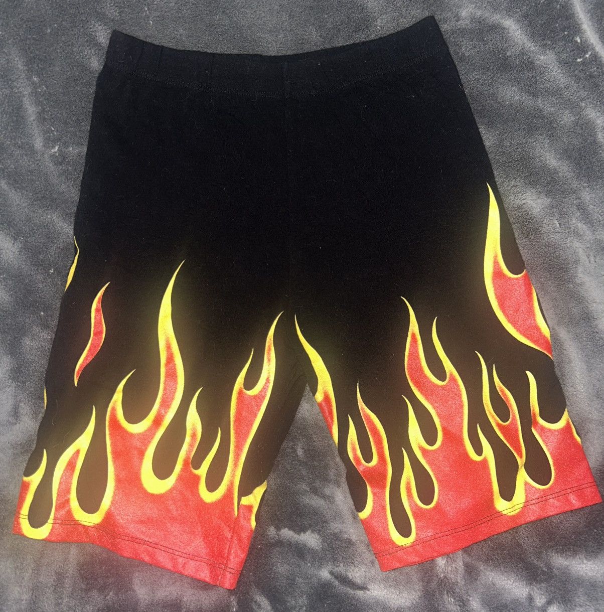 Fashion Nova Fashion nova black red yellow fire biker shorts small Size 30" / US 8 / IT 44 - 1 Thumbnail