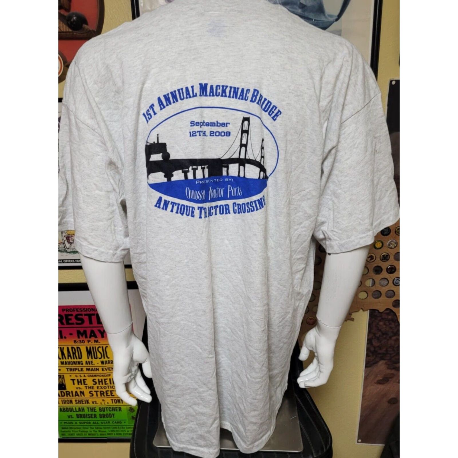 Gildan Mackinac Bridge Antique Tractor Crossing T Shirt 2XL Gray Gildan Men Front Back Graphic Tee 2008 1st Annual 90s? Size US XXL / EU 58 / 5 - 3 Thumbnail