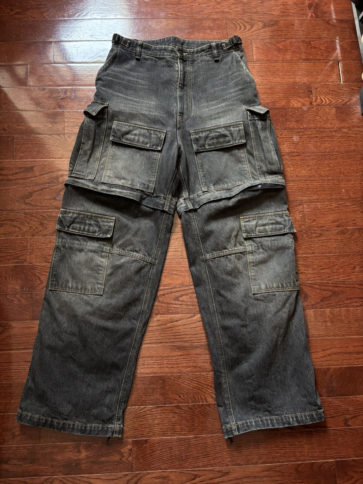 Balenciaga Balenciaga Japanese Denim Cargo Pants Size US 32 / EU 48 - 1 Thumbnail