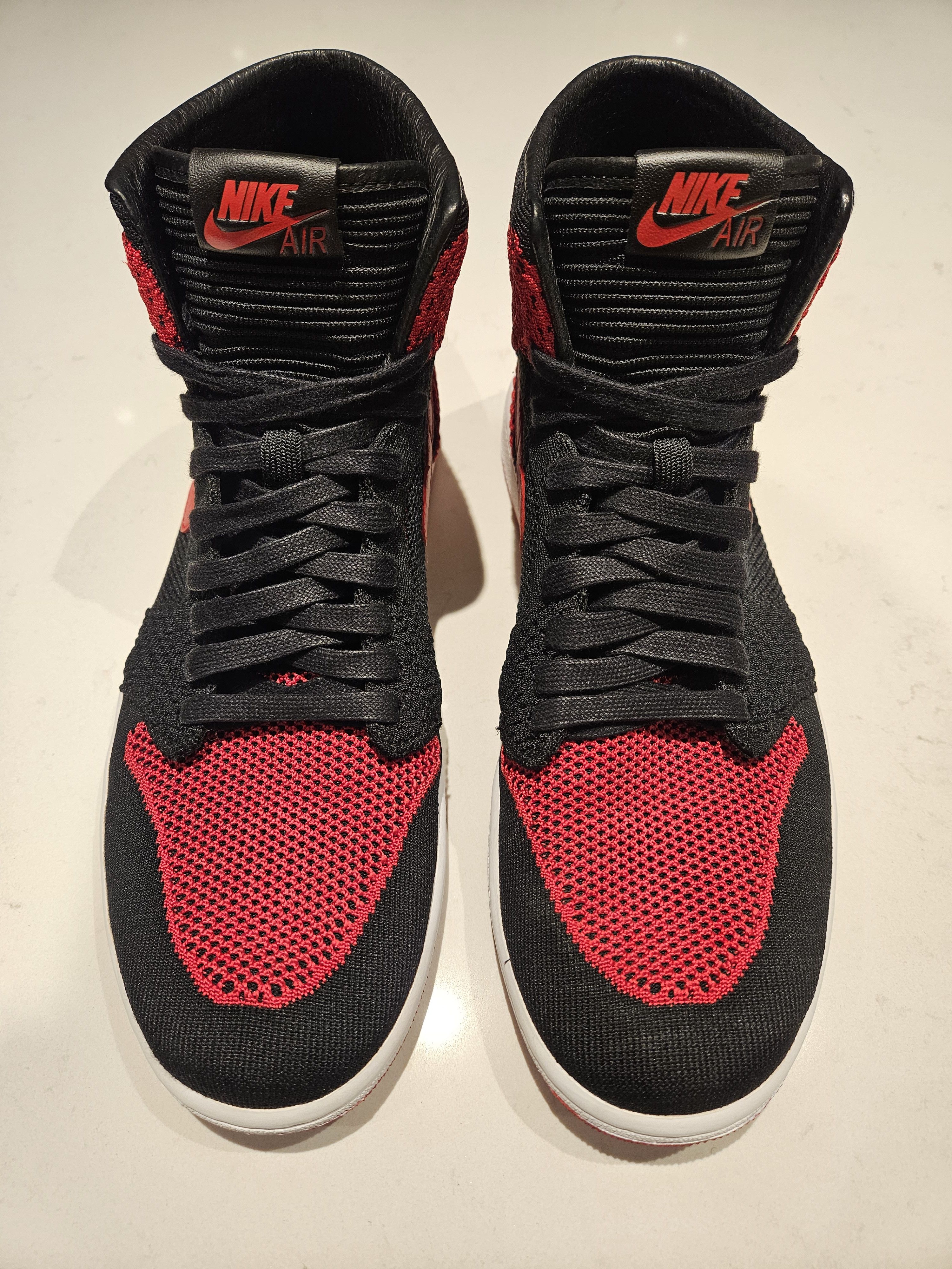 Jordan Brand × Nike Jordan 1 Retro High Flyknit Bred Size US 11 / EU 44 - 2 Thumbnail