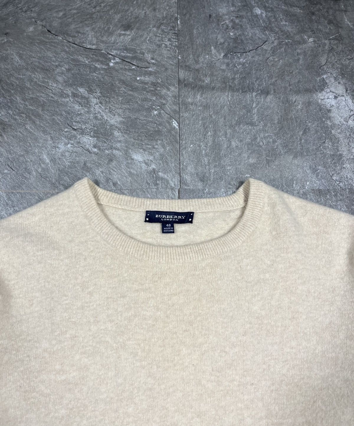 Burberry Burberry London Beige Cashmere Sweater Size 40 Size S / US 4 / IT 40 - 4 Thumbnail