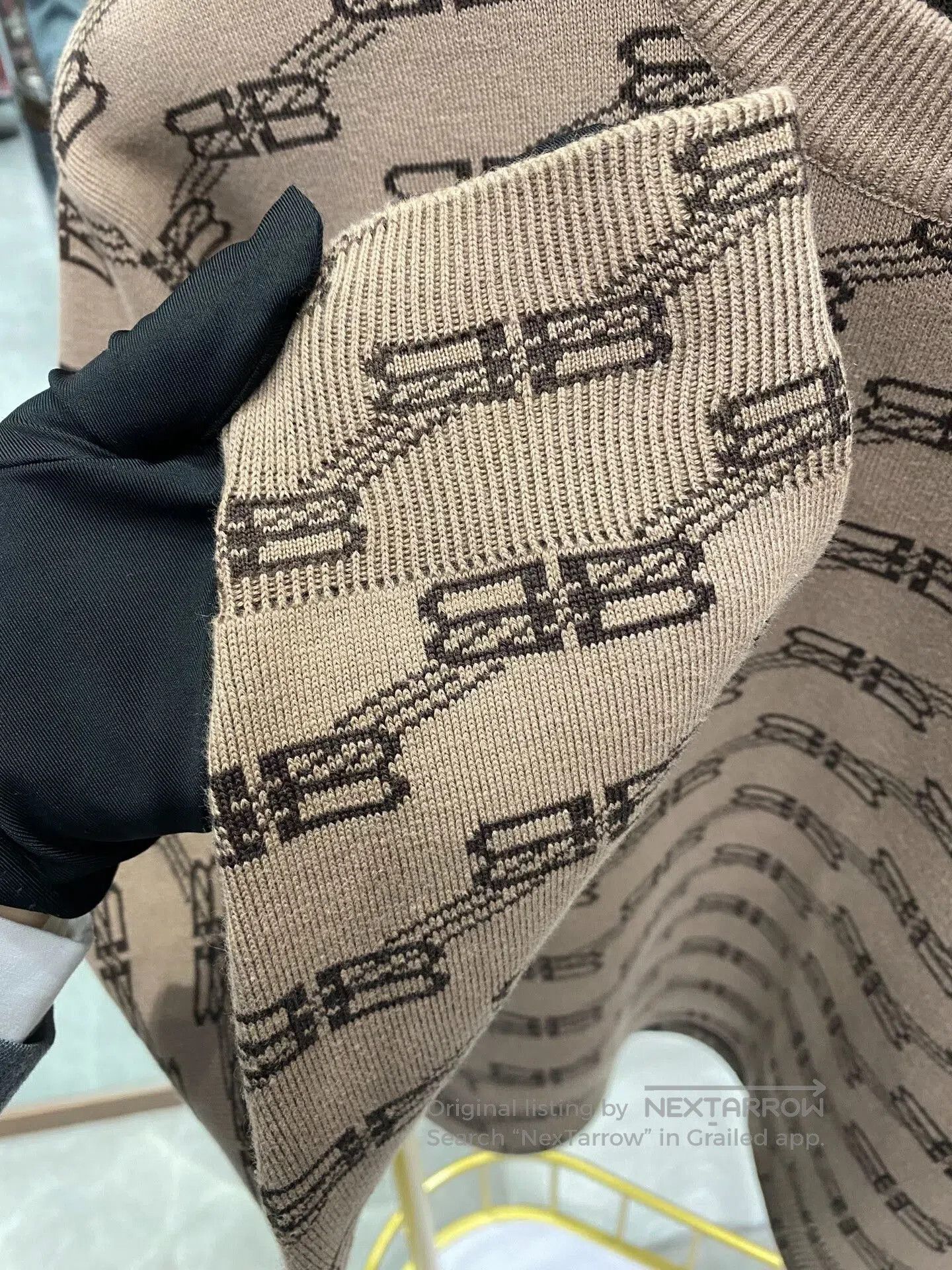 Balenciaga balenciaga logo knit sweater uni size M. Size US M / EU 48-50 / 2 - 4 Thumbnail