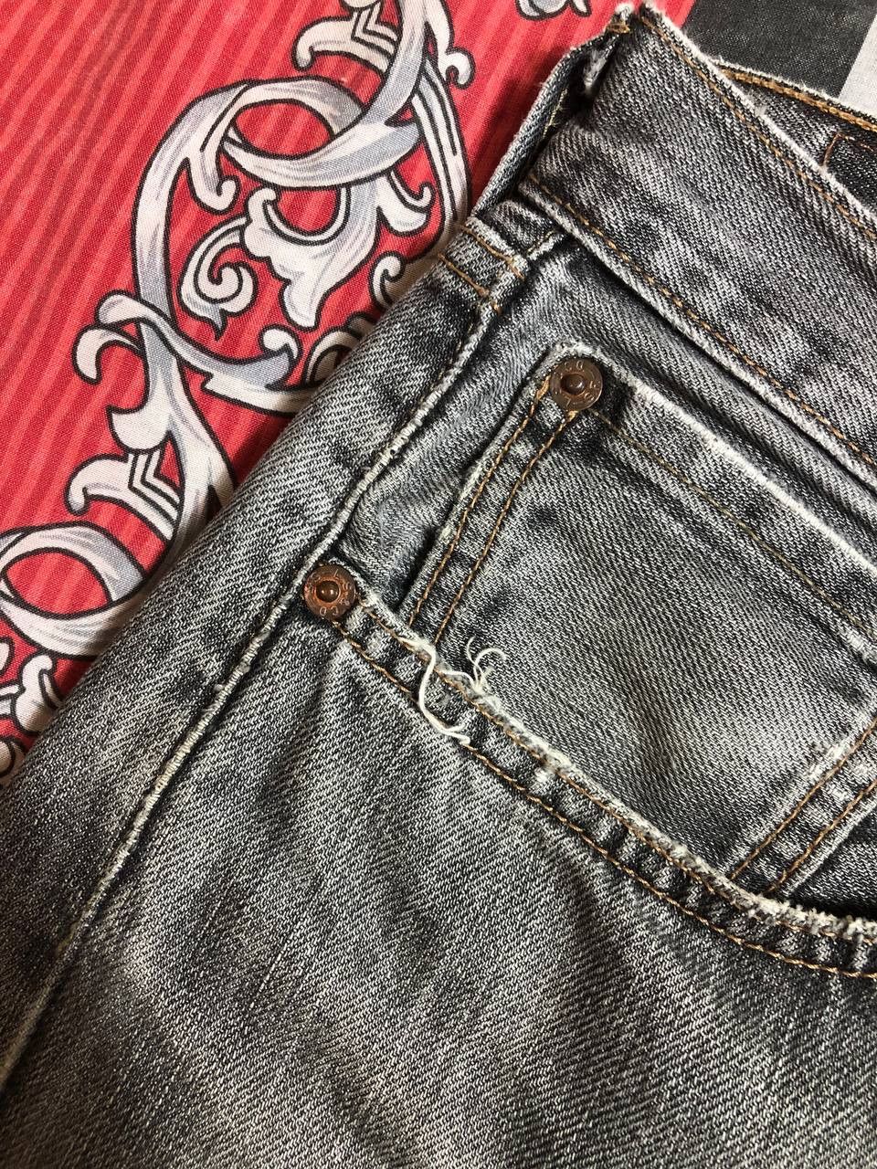 Levi's Vintage 90s Levi’s 501 Boot Cut Made in USA Size US 32 / EU 48 - 19 Thumbnail